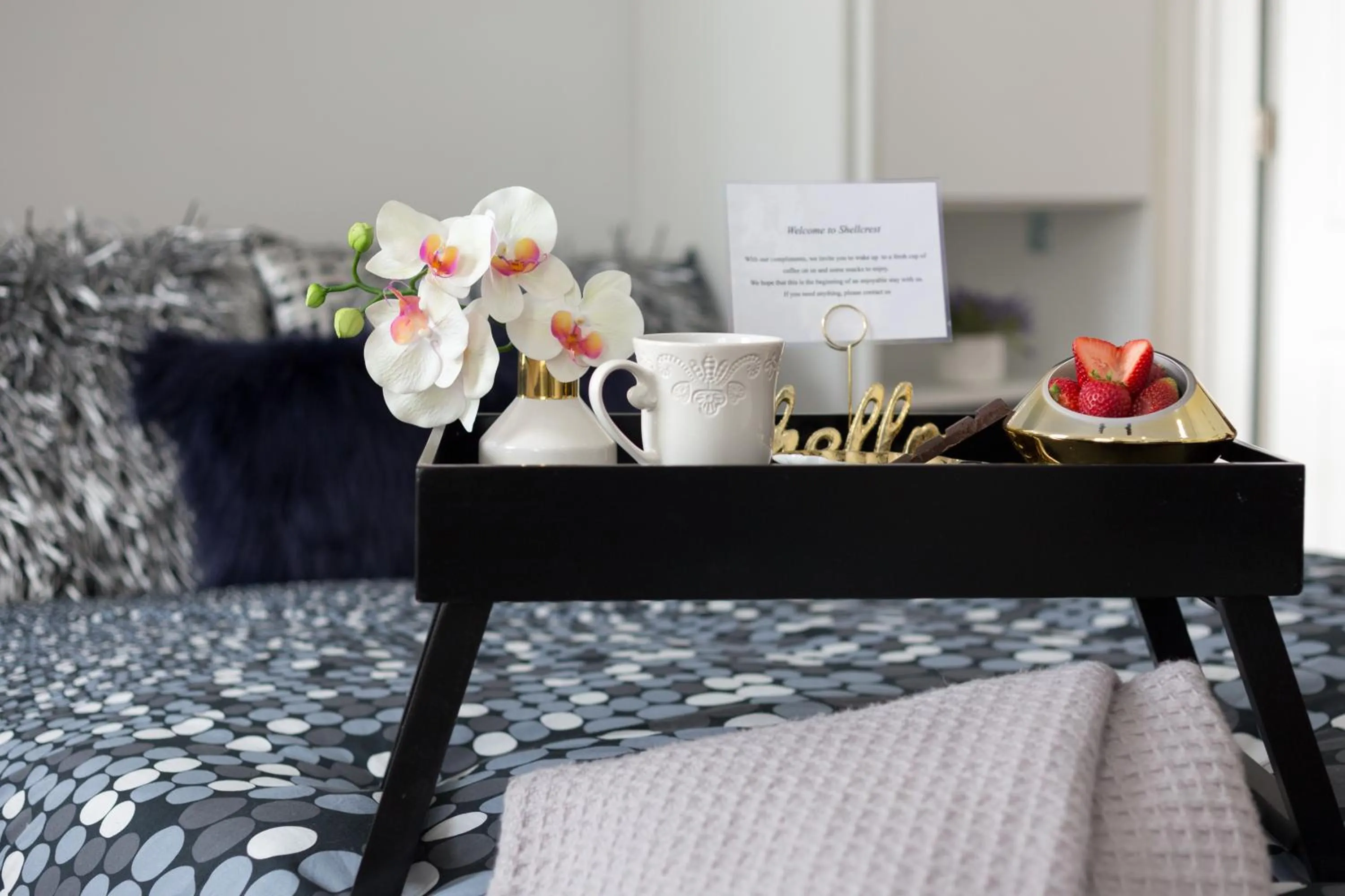 Downtown Memphis Shellcrest Apartments