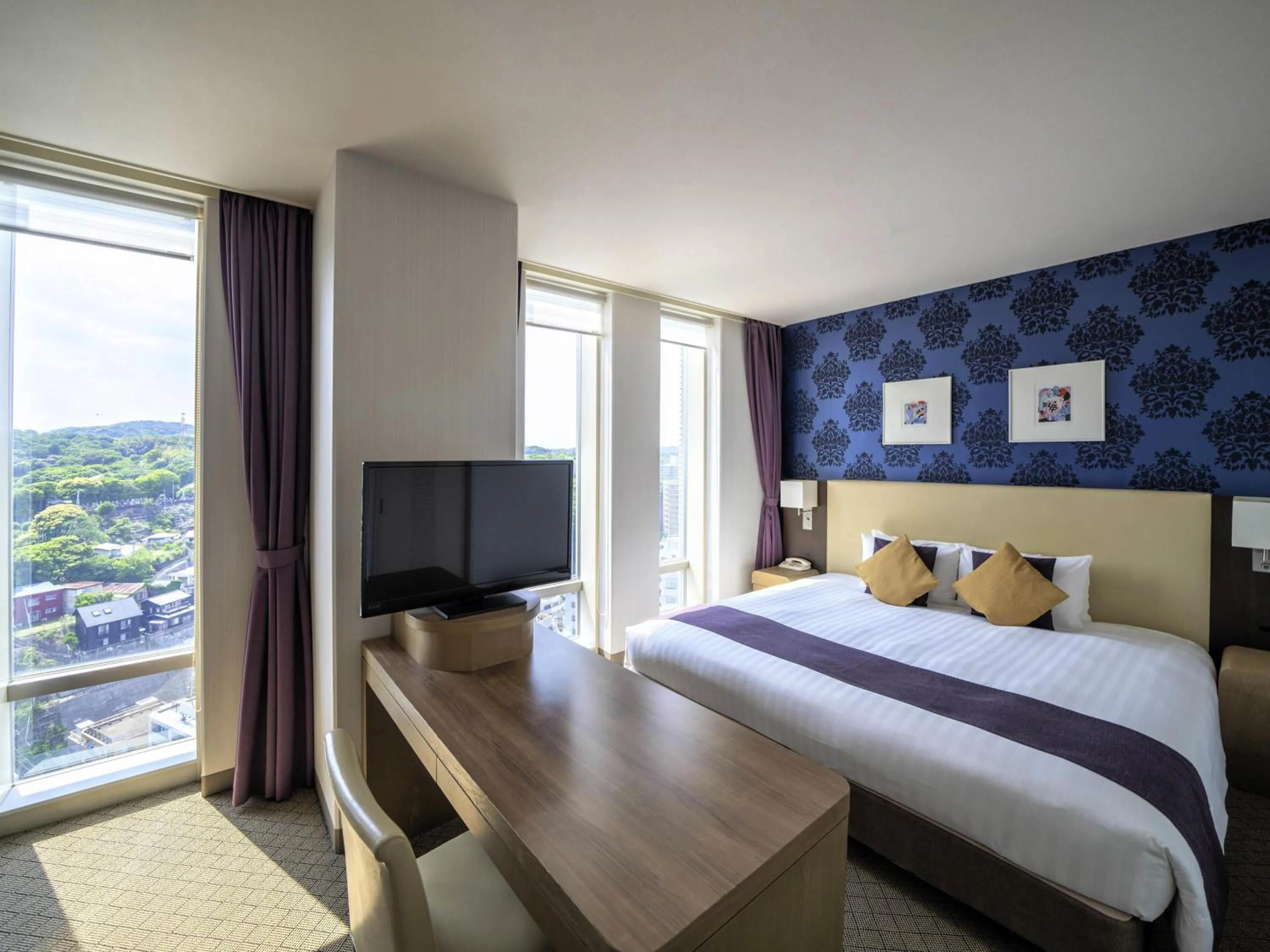 Bedroom, Bed in Mercure Yokosuka