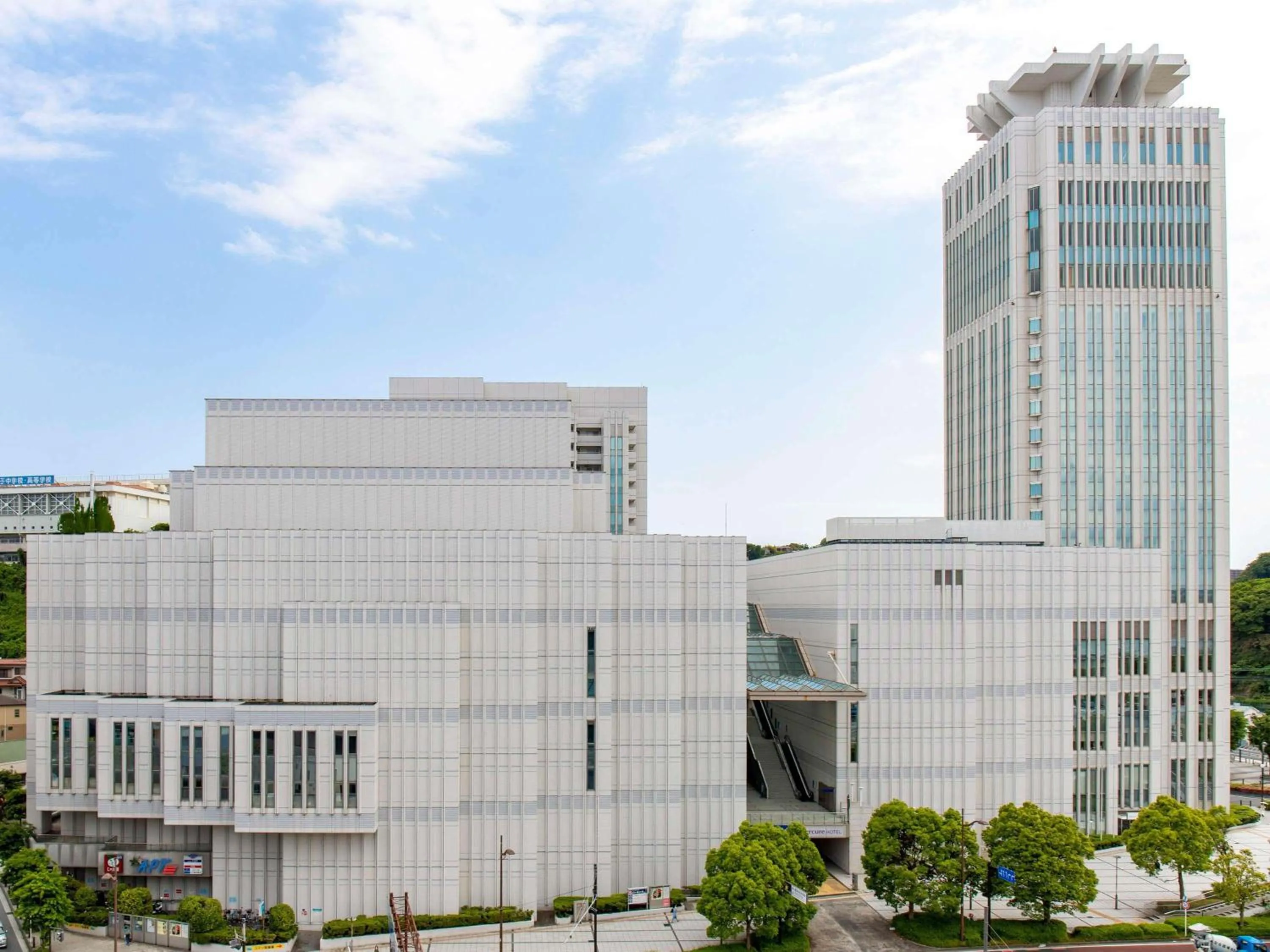 Property building in Mercure Yokosuka
