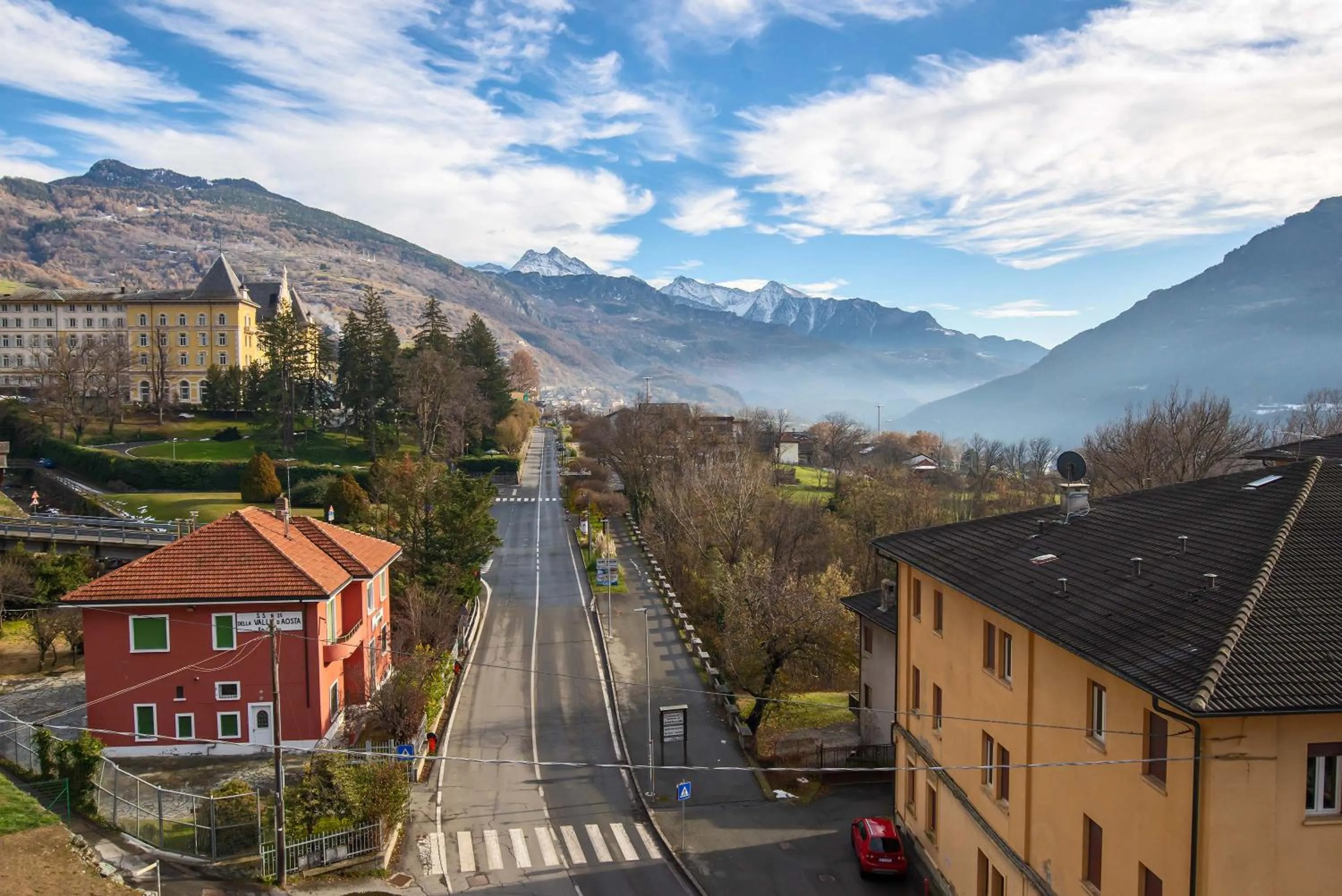 Mountain view in Relais Du Foyer