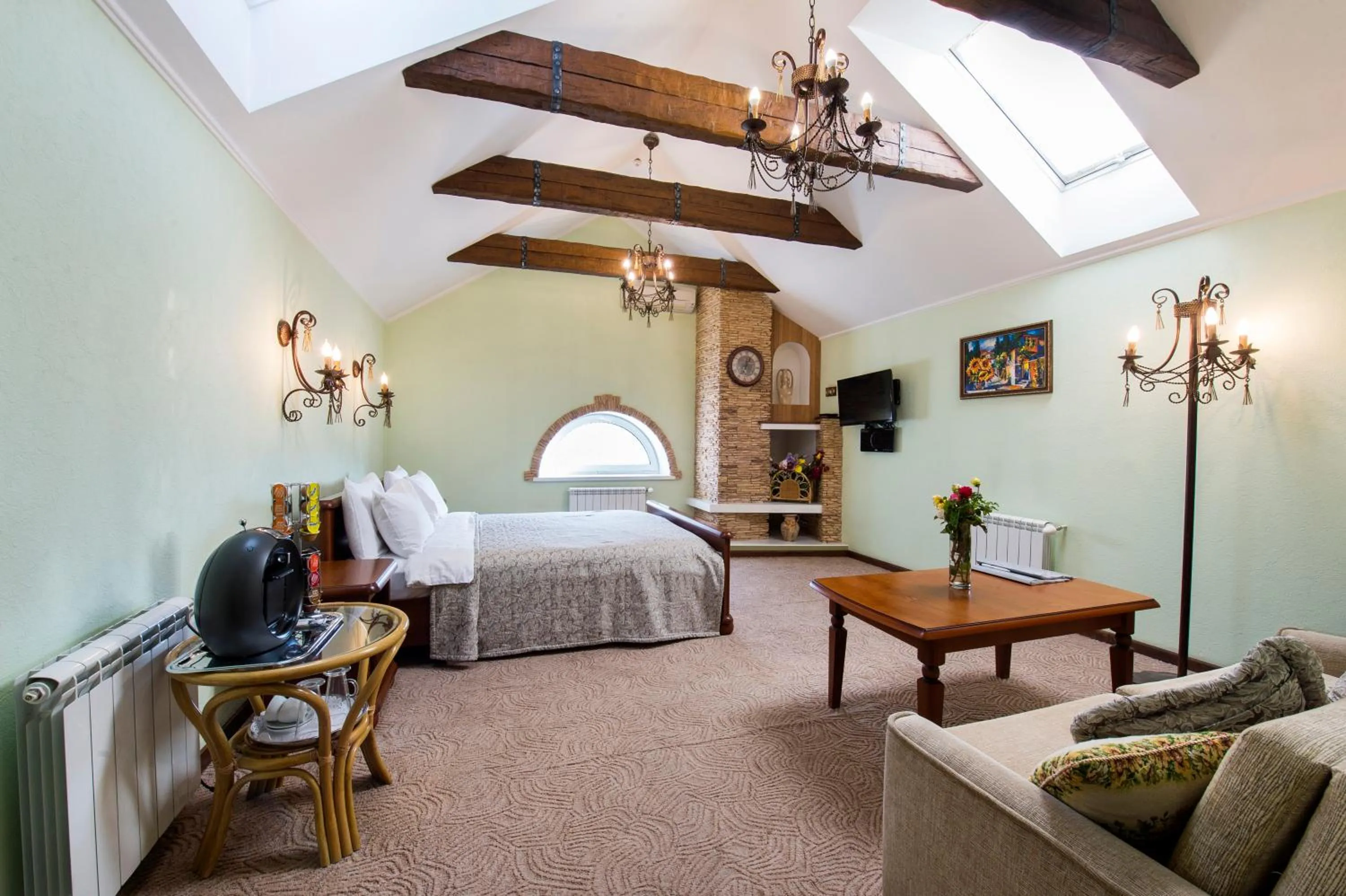 Photo of the whole room, Bed in Oselya Hotel