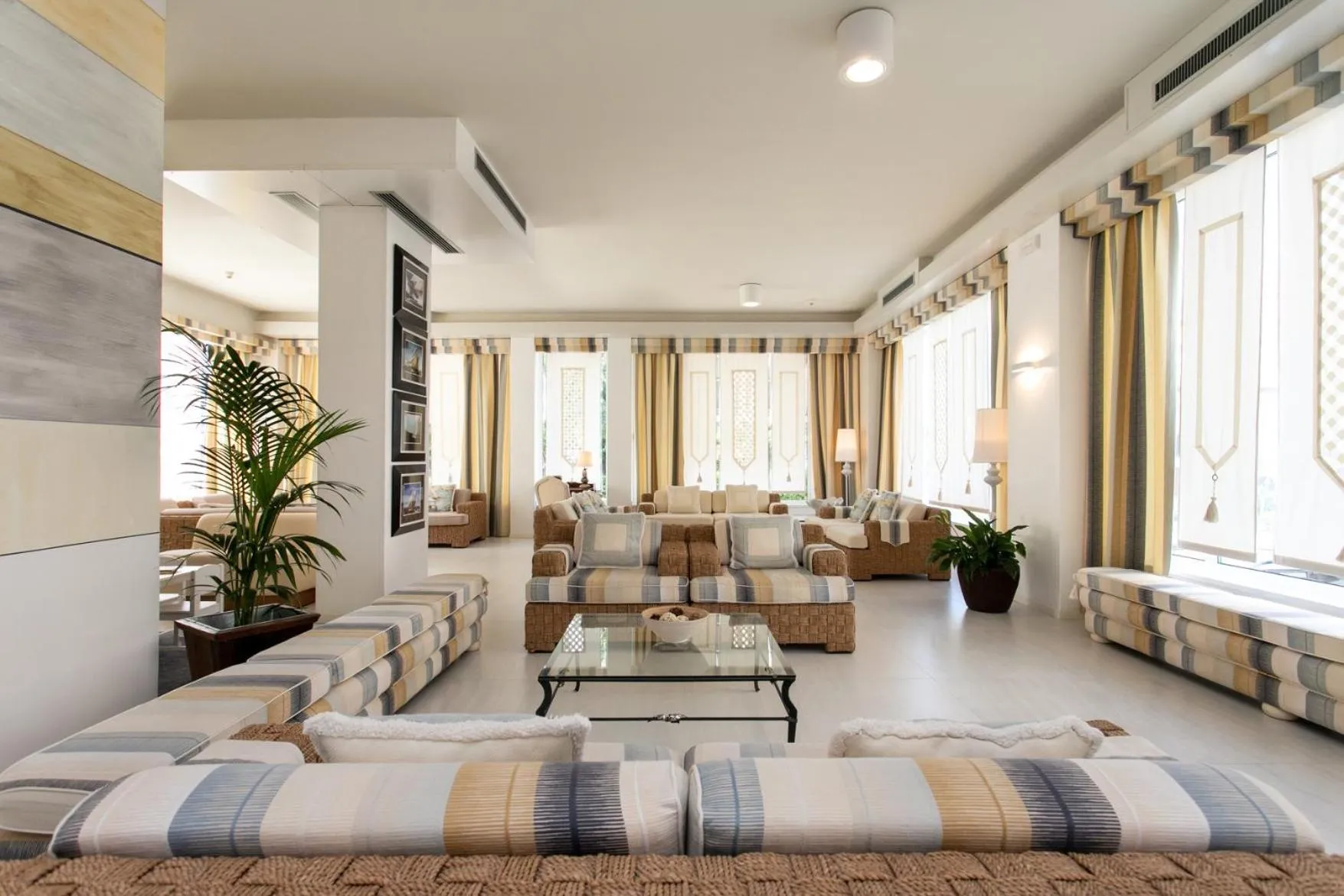 Lobby or reception, Bed in Hotel Delle Mimose