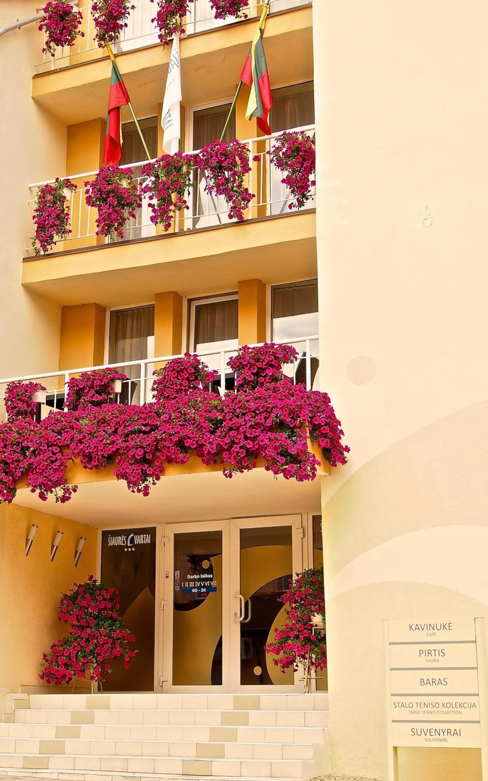 Facade/entrance in Šiaurės Vartai