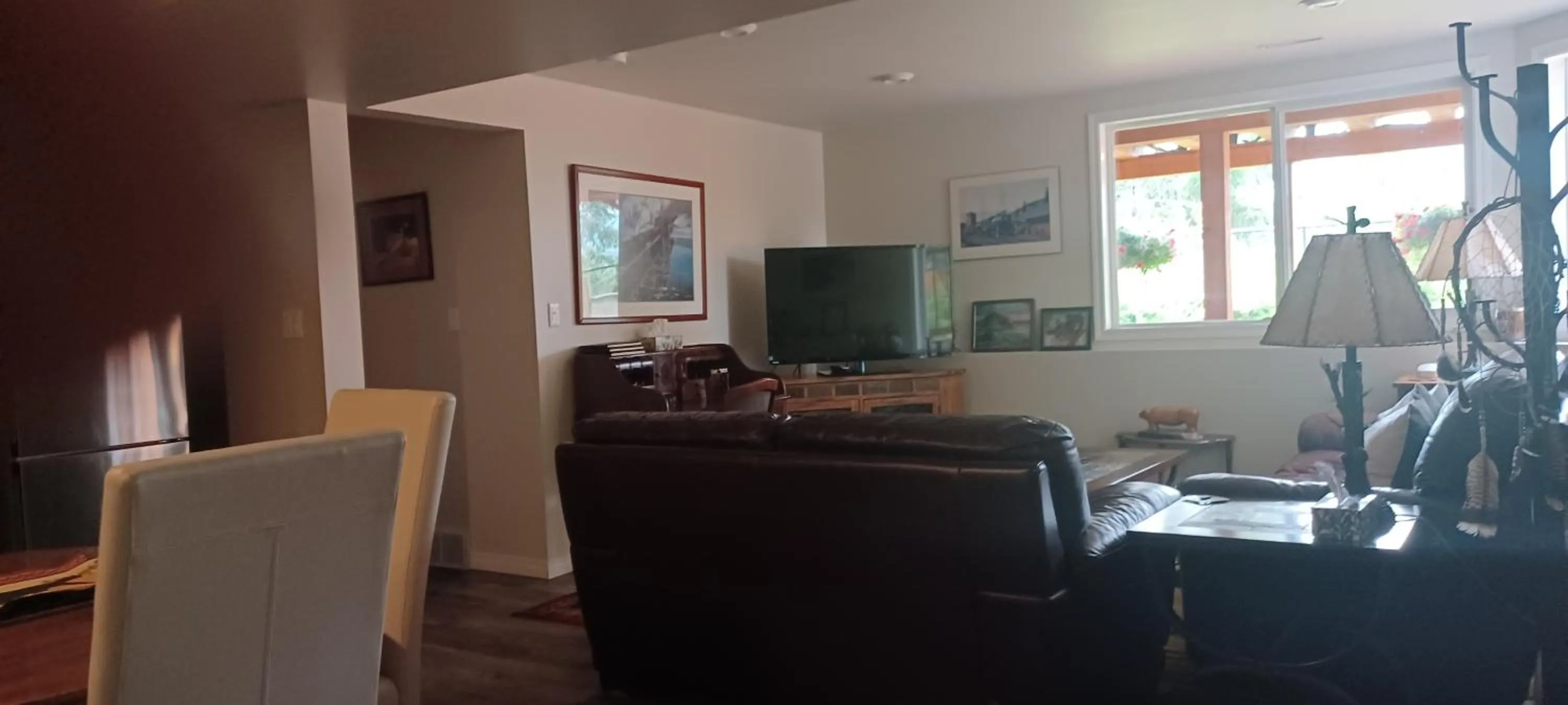 Living room in Deer Ridge B&B