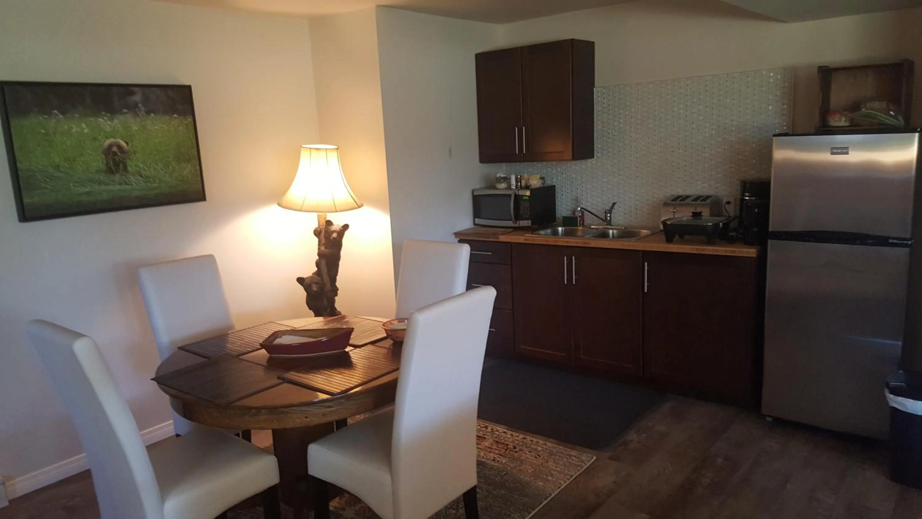 Kitchen or kitchenette in Deer Ridge B&B