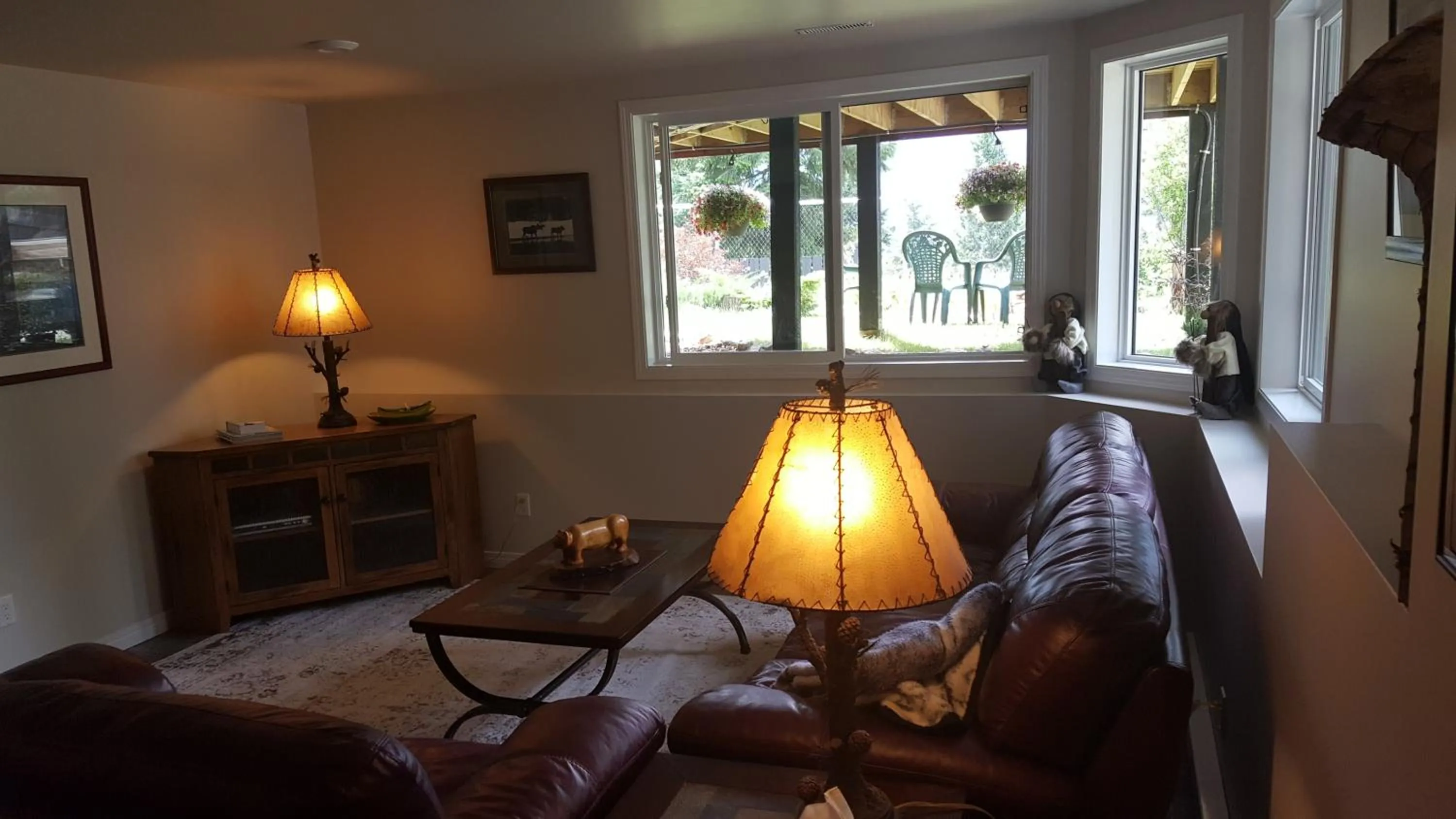 Living room in Deer Ridge B&B