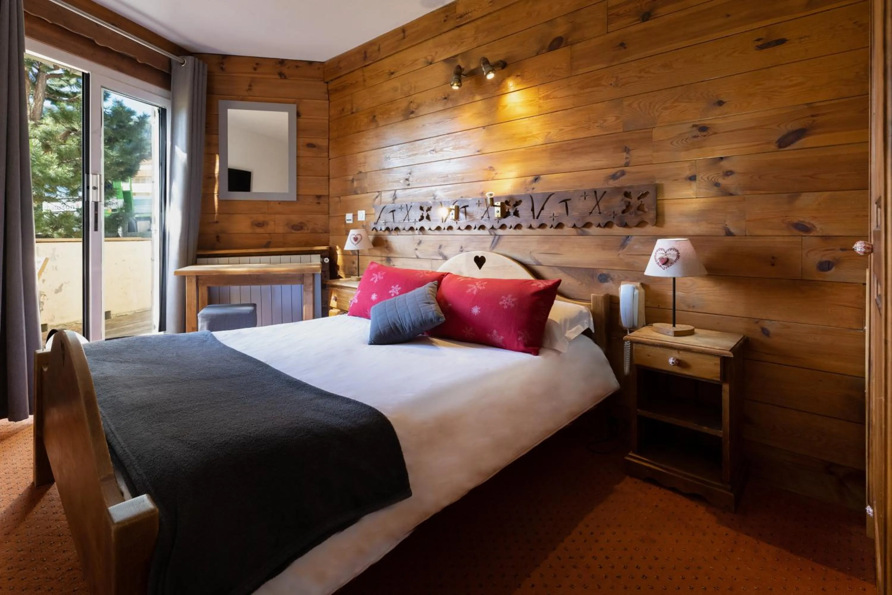 Bed in Hotel l'Ecureuil