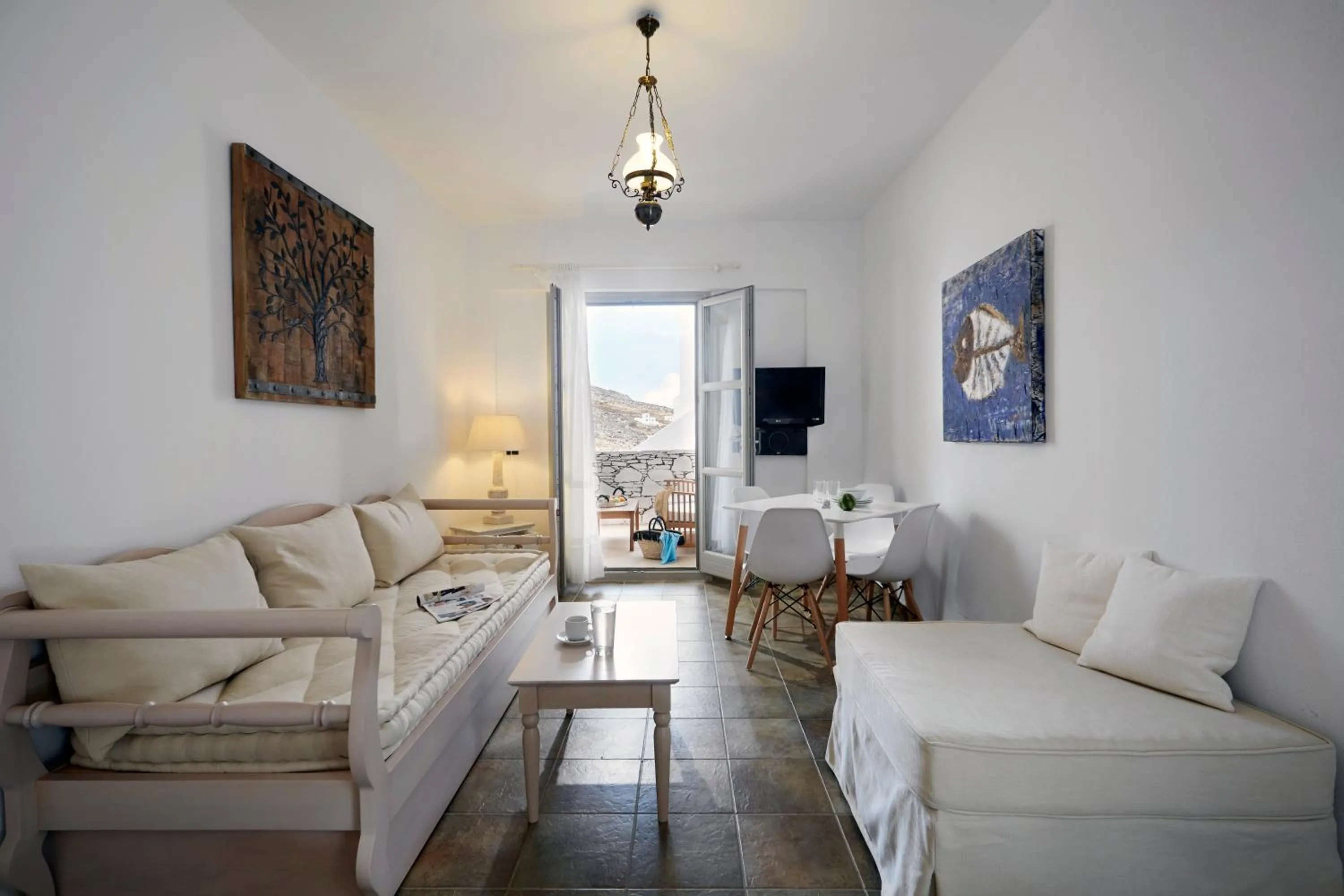 Living room in Vrahos Boutique Hotel