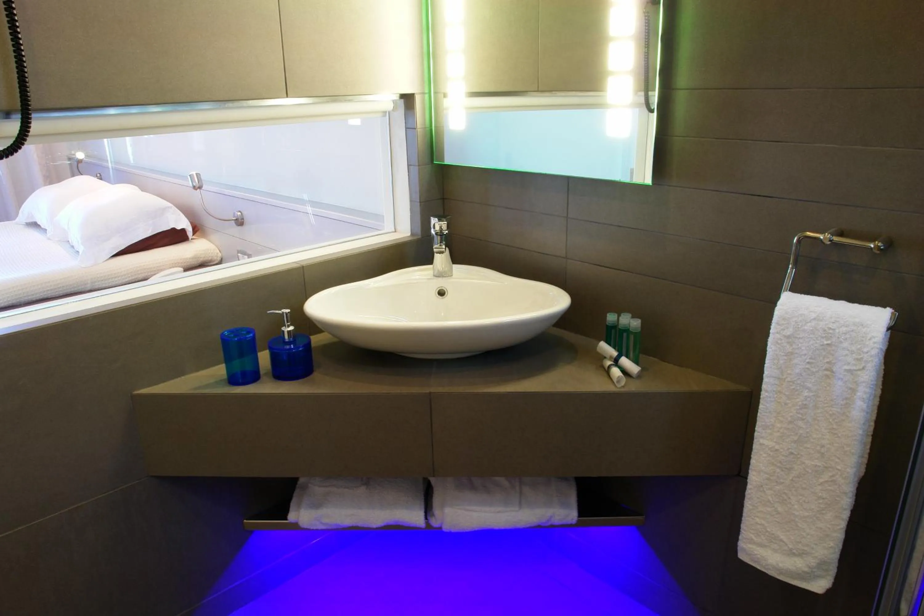 Bathroom in Vrahos Boutique Hotel