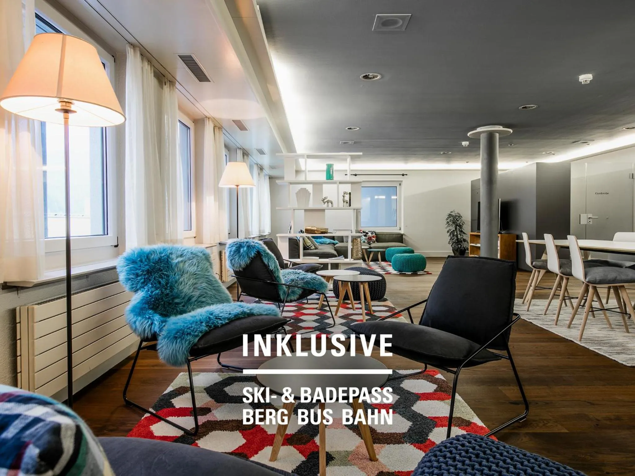 Communal lounge/ TV room in Badehotel Belvair