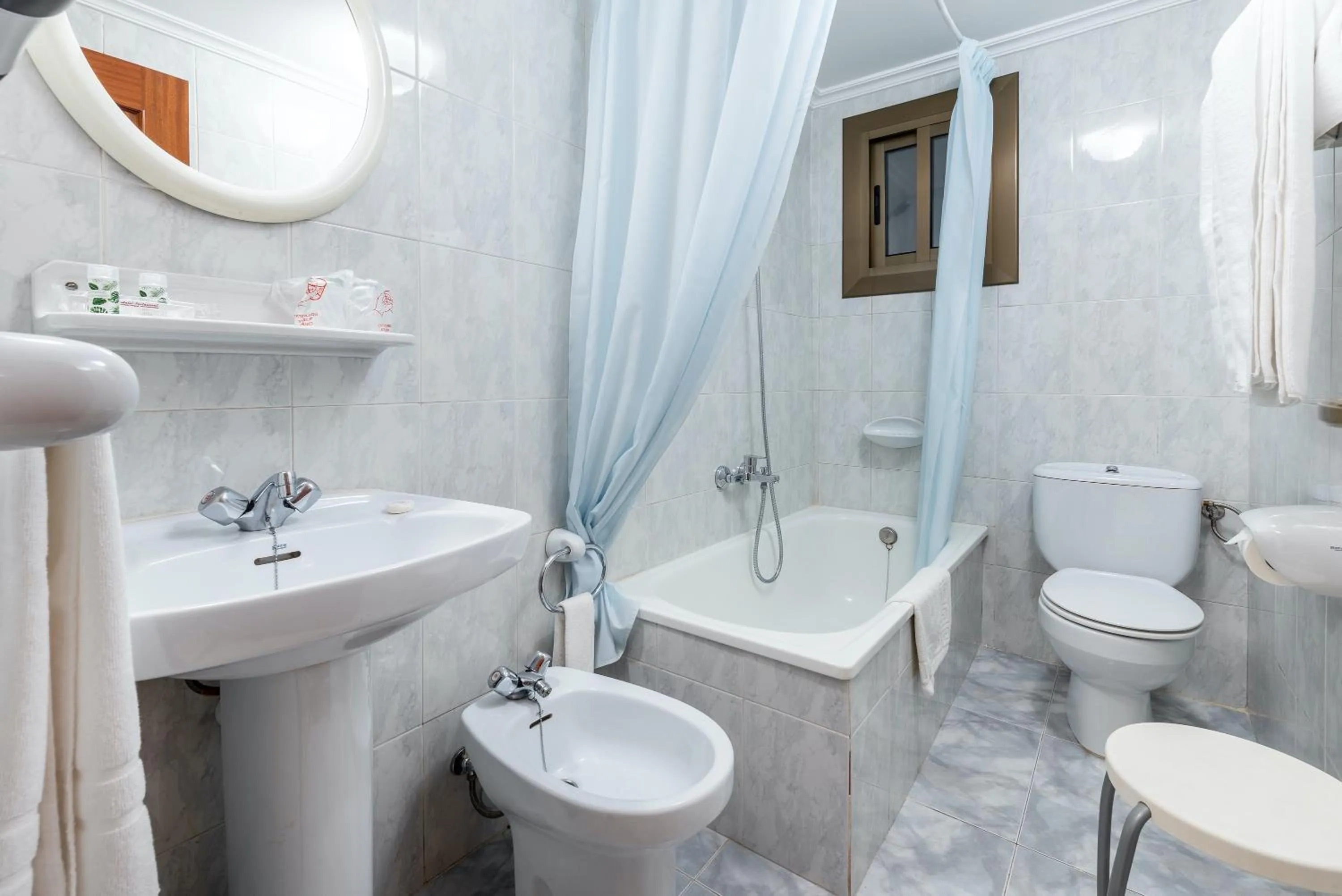 Bathroom in Hotel Canadá