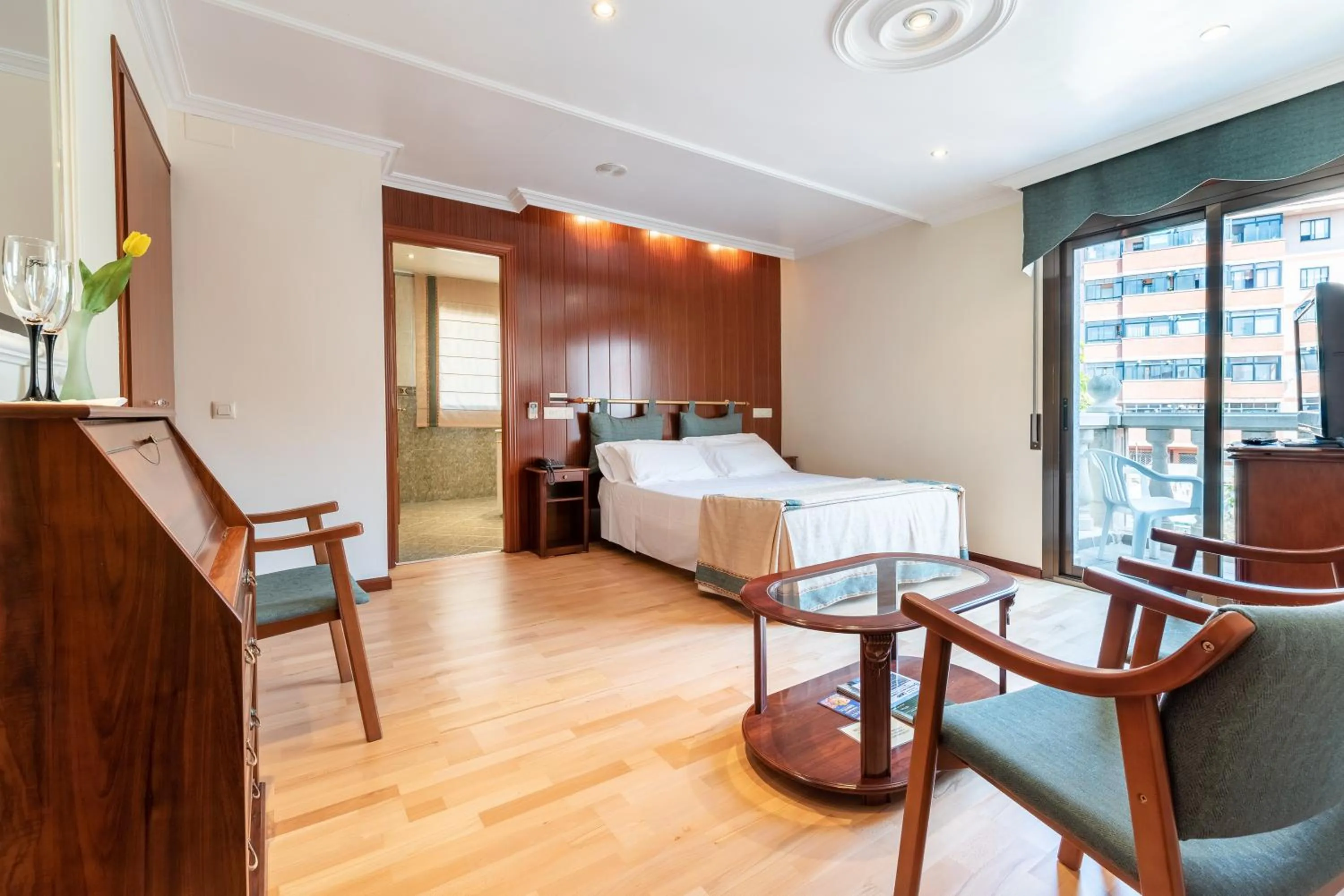 Bed in Hotel Canadá