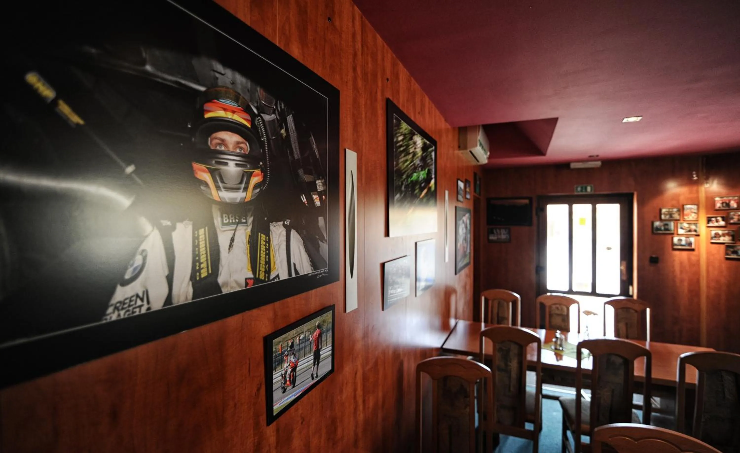 Restaurant/places to eat in Hotel Kobero