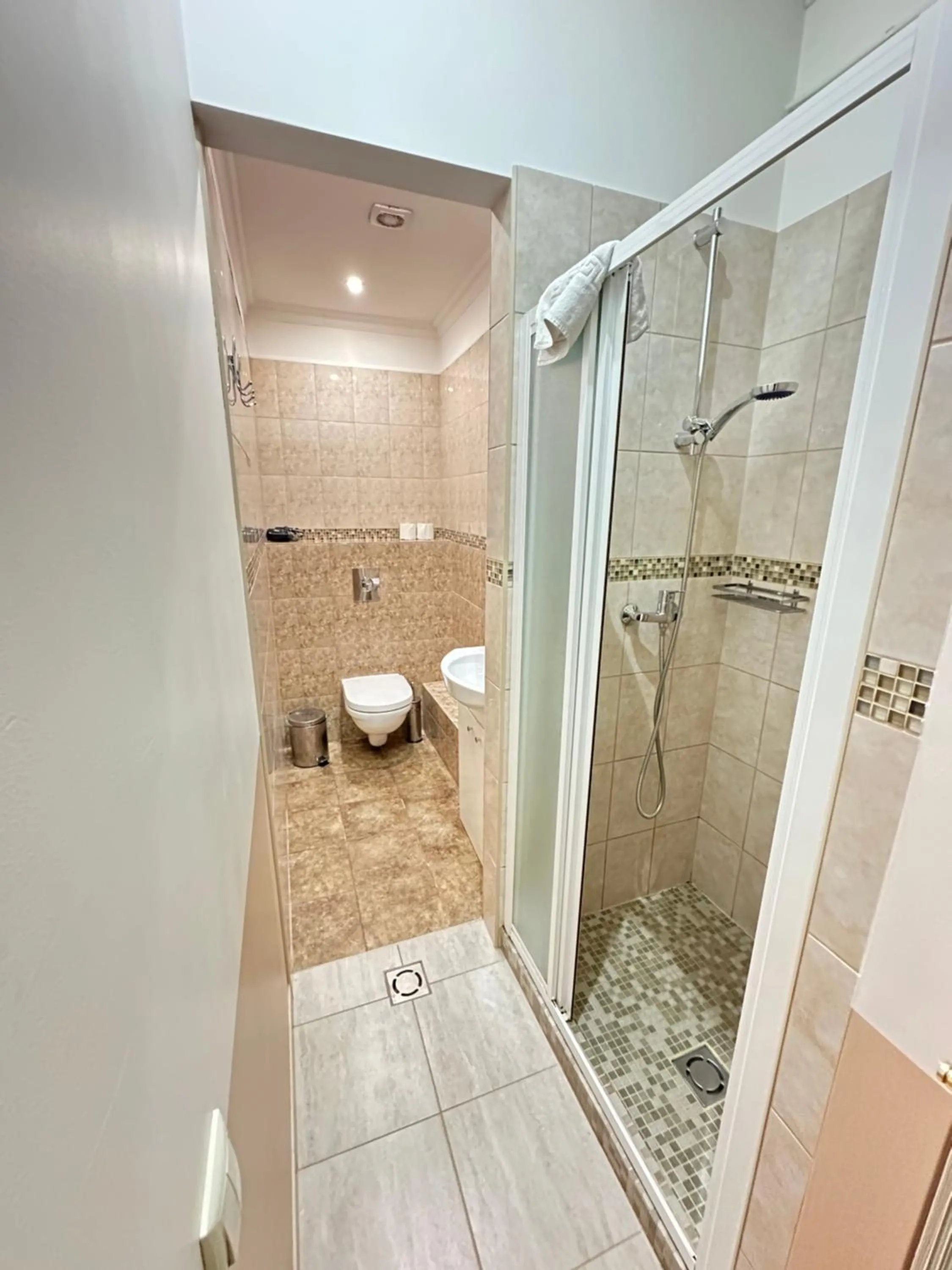 Shower in Nika Apart hotel