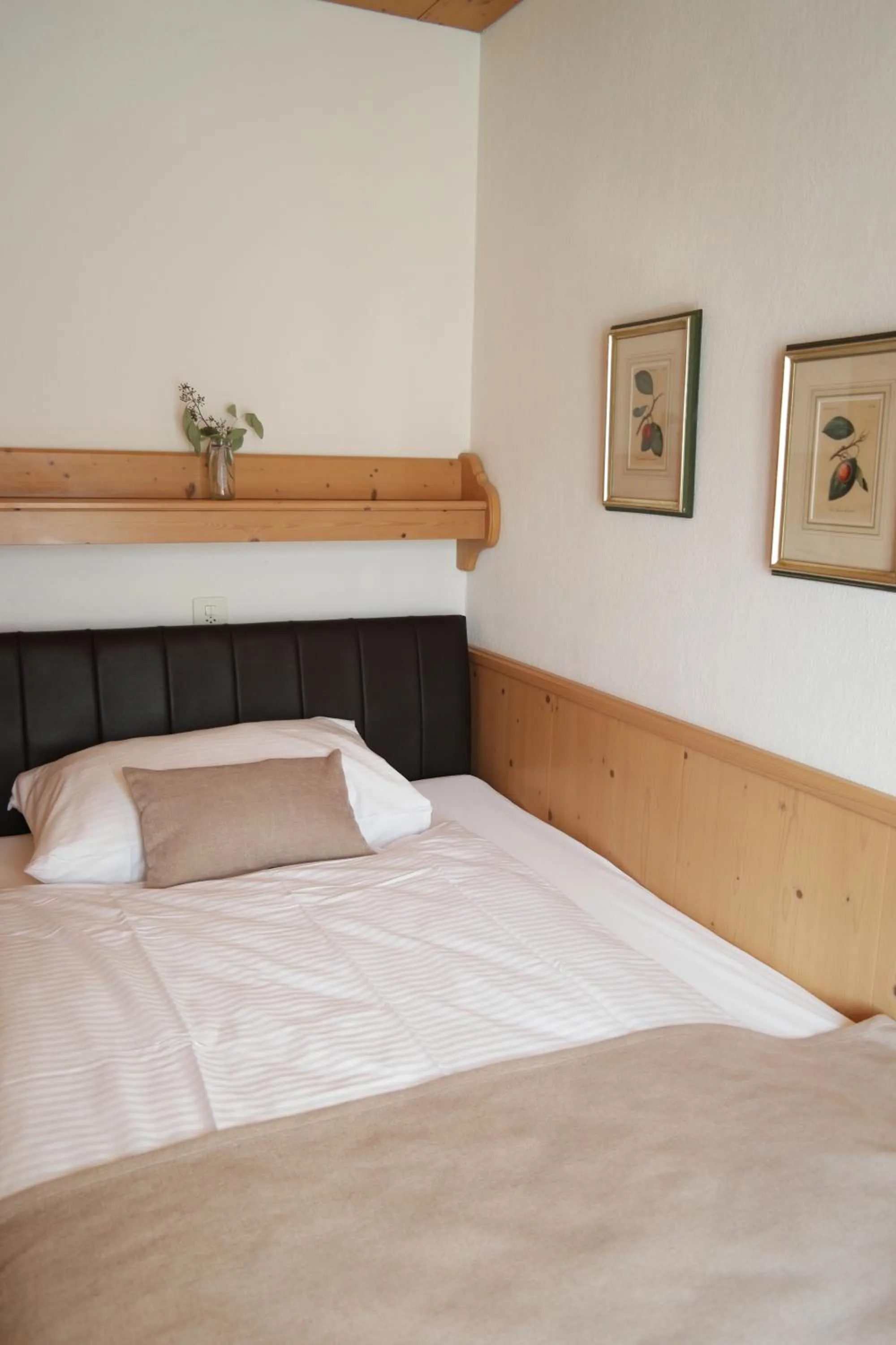 Bed in Hotel Sonnenberg