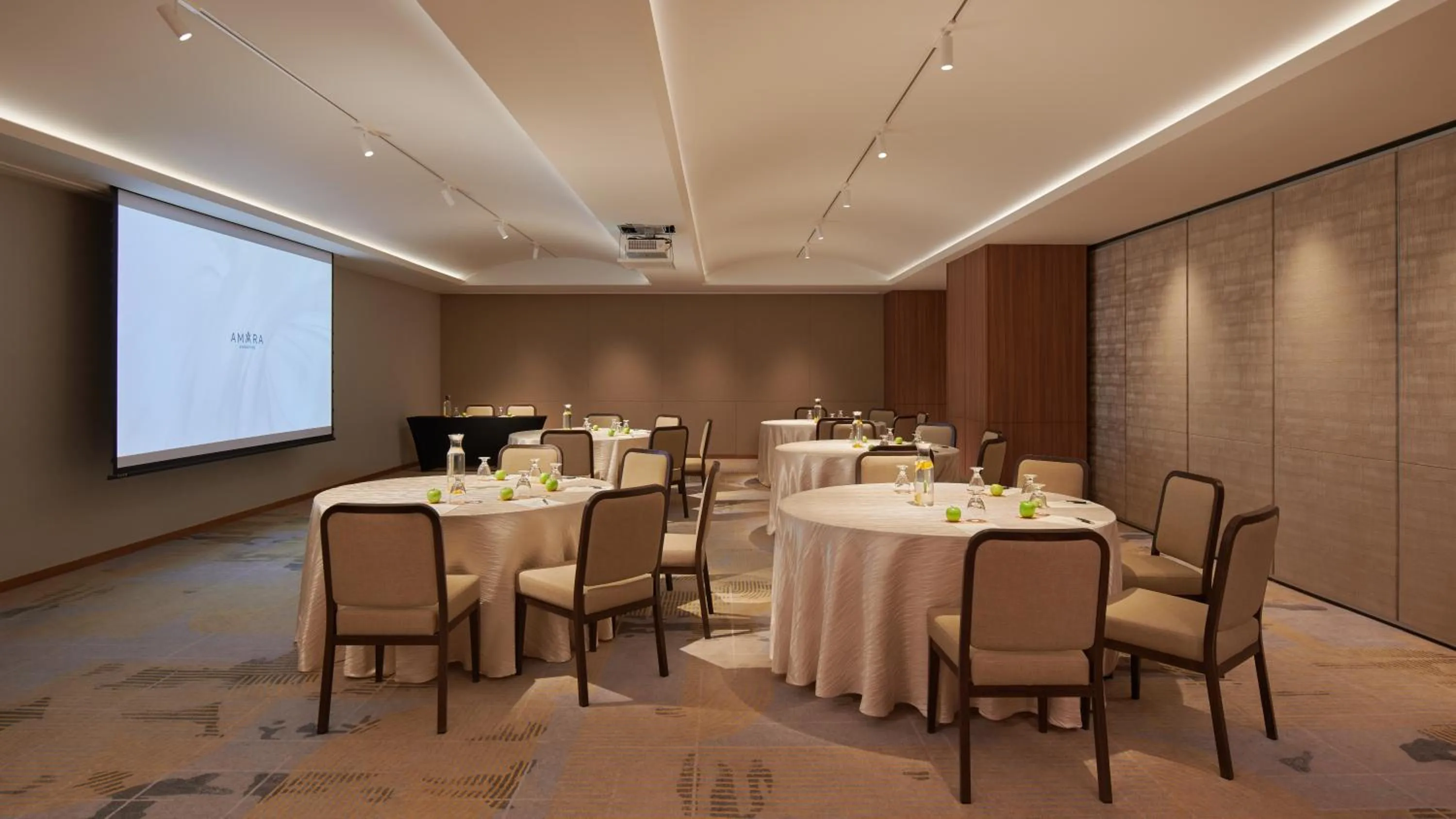 Meeting/conference room in Amara Singapore
