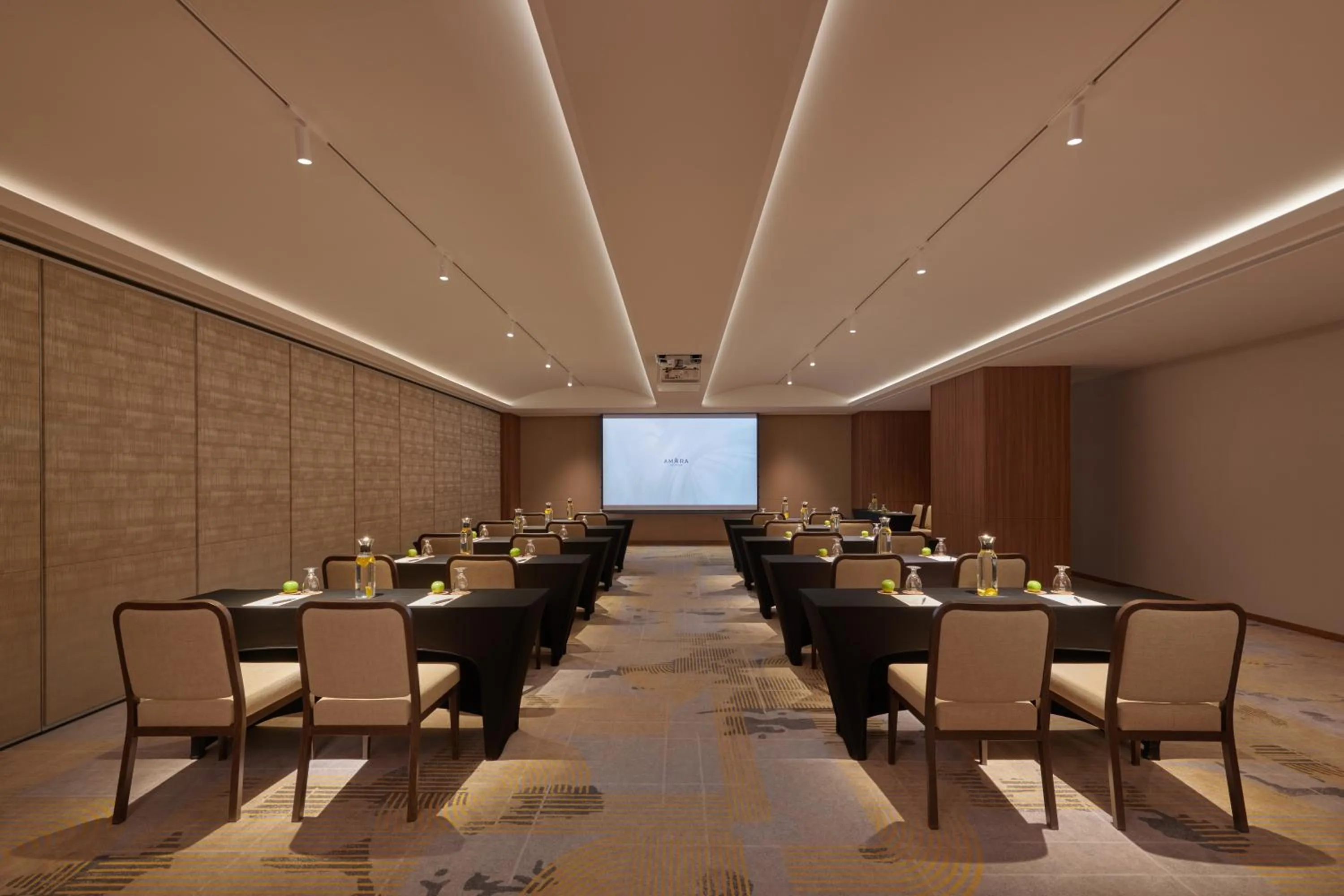 Meeting/conference room in Amara Singapore