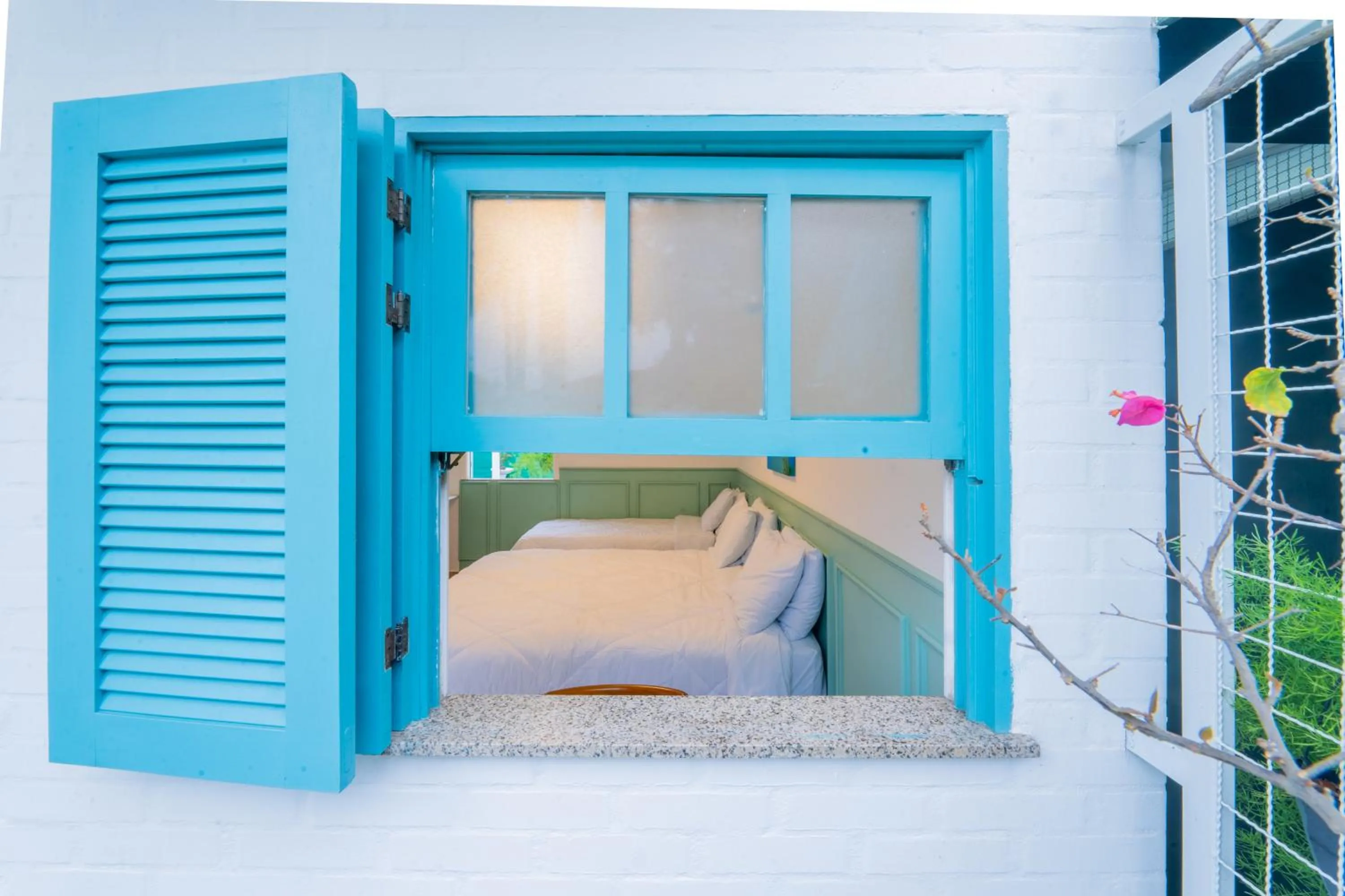 View (from property/room), Bed in Pousada Cabore