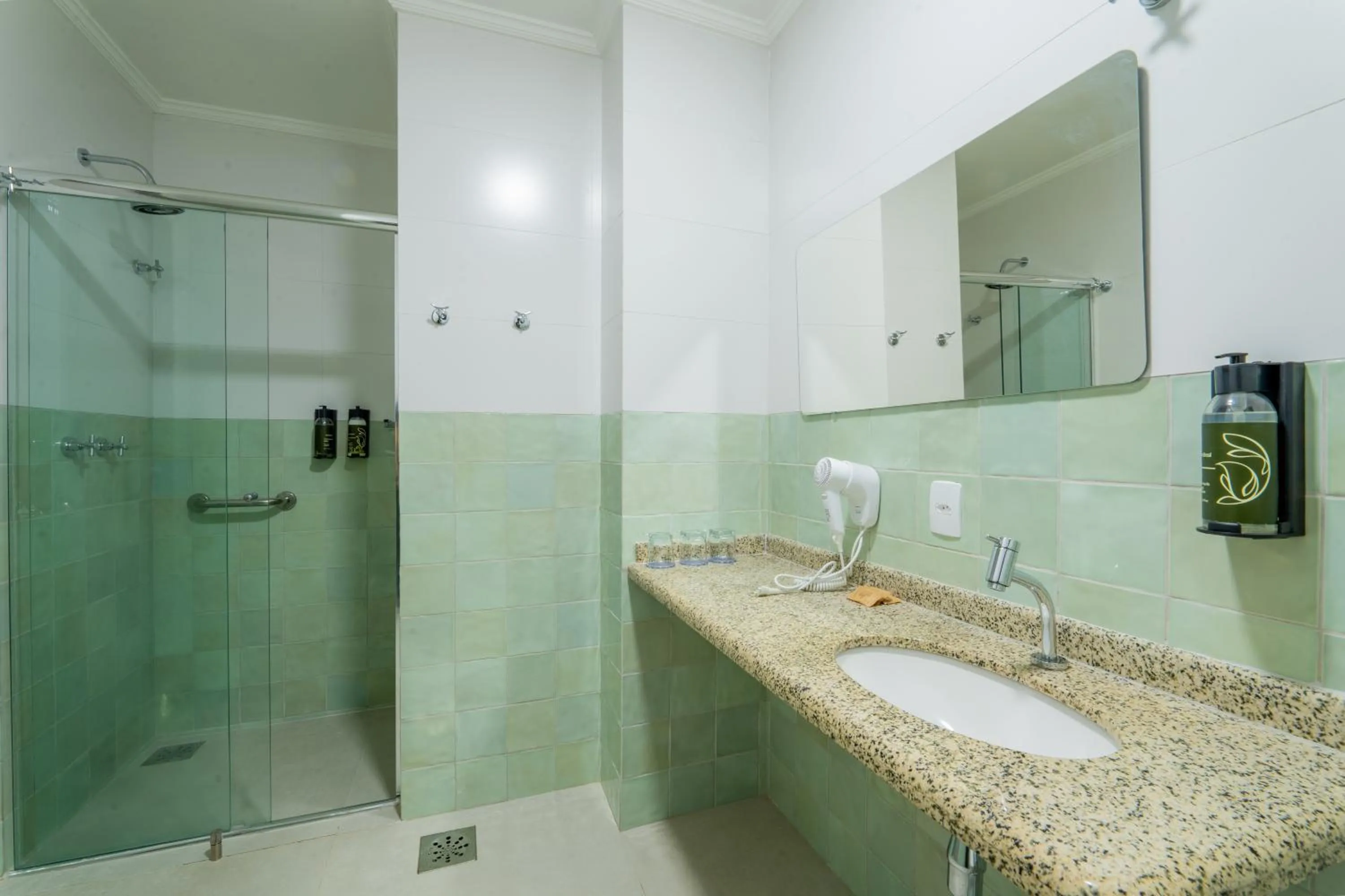 Shower in Pousada Cabore