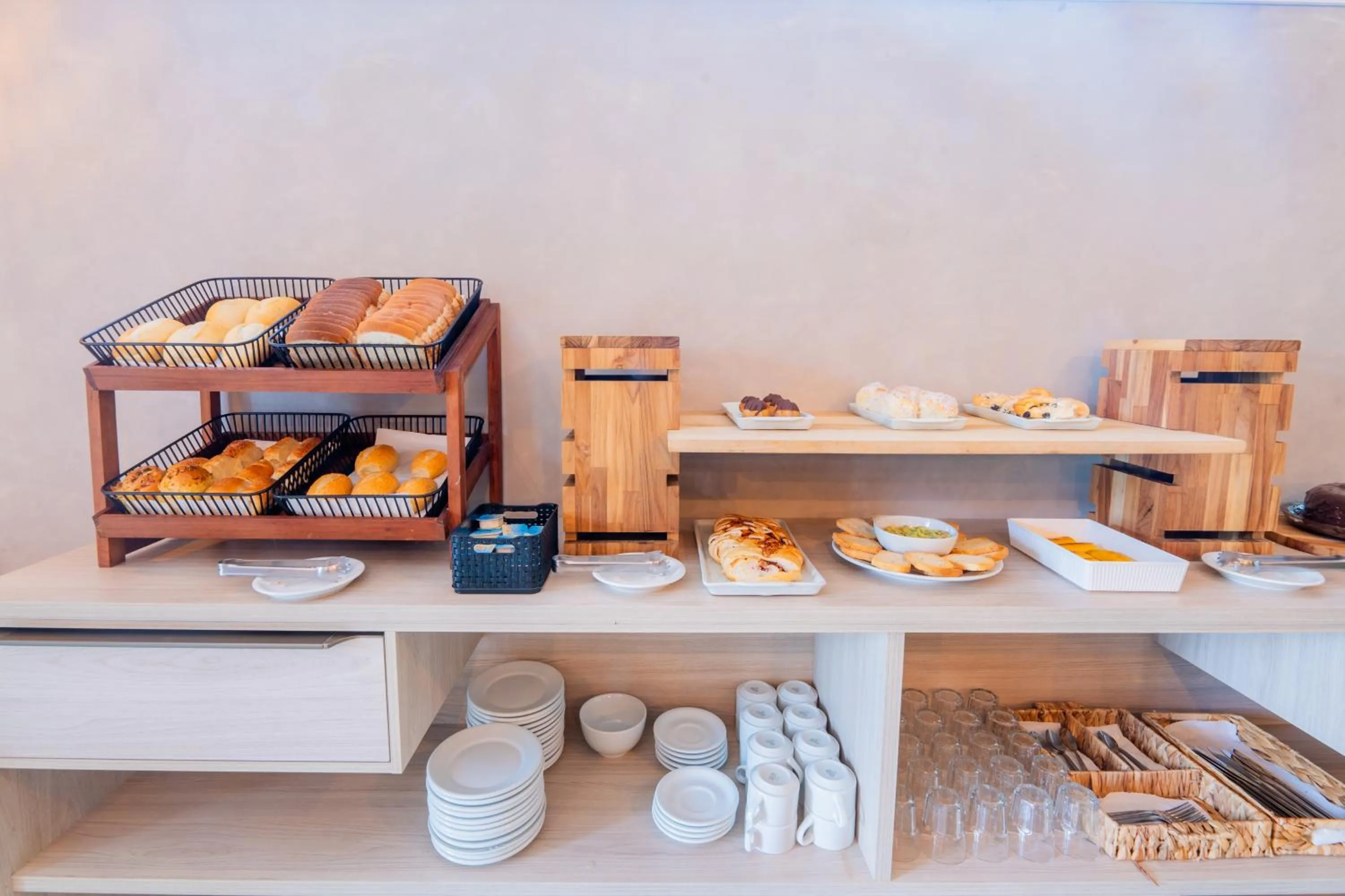 Restaurant/places to eat in Pousada Cabore