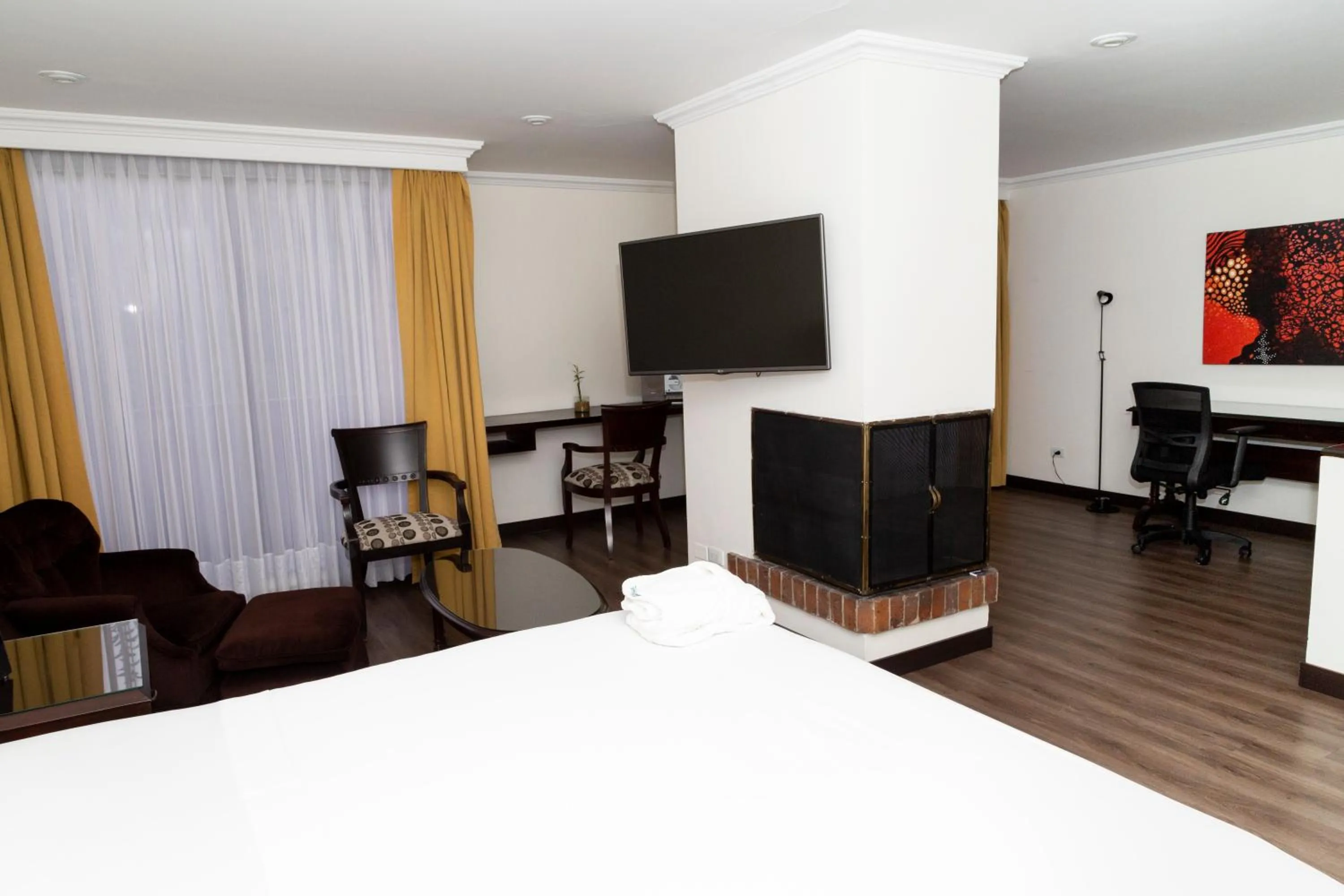 Bed in Hotel 101 Park House