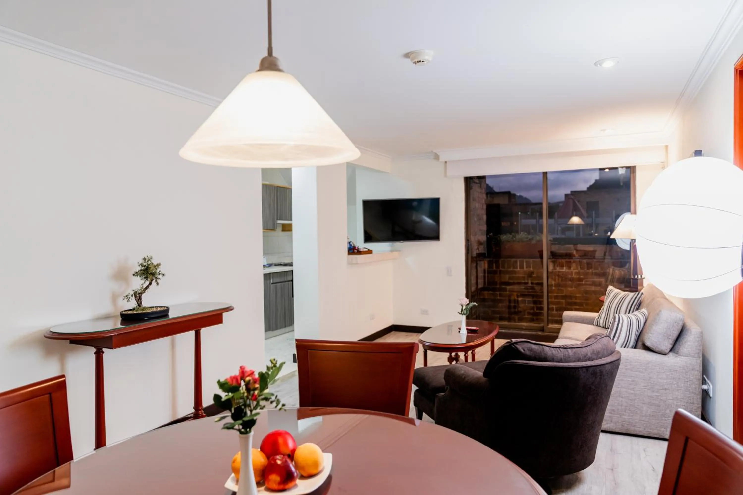 TV and multimedia in Hotel 101 Park House