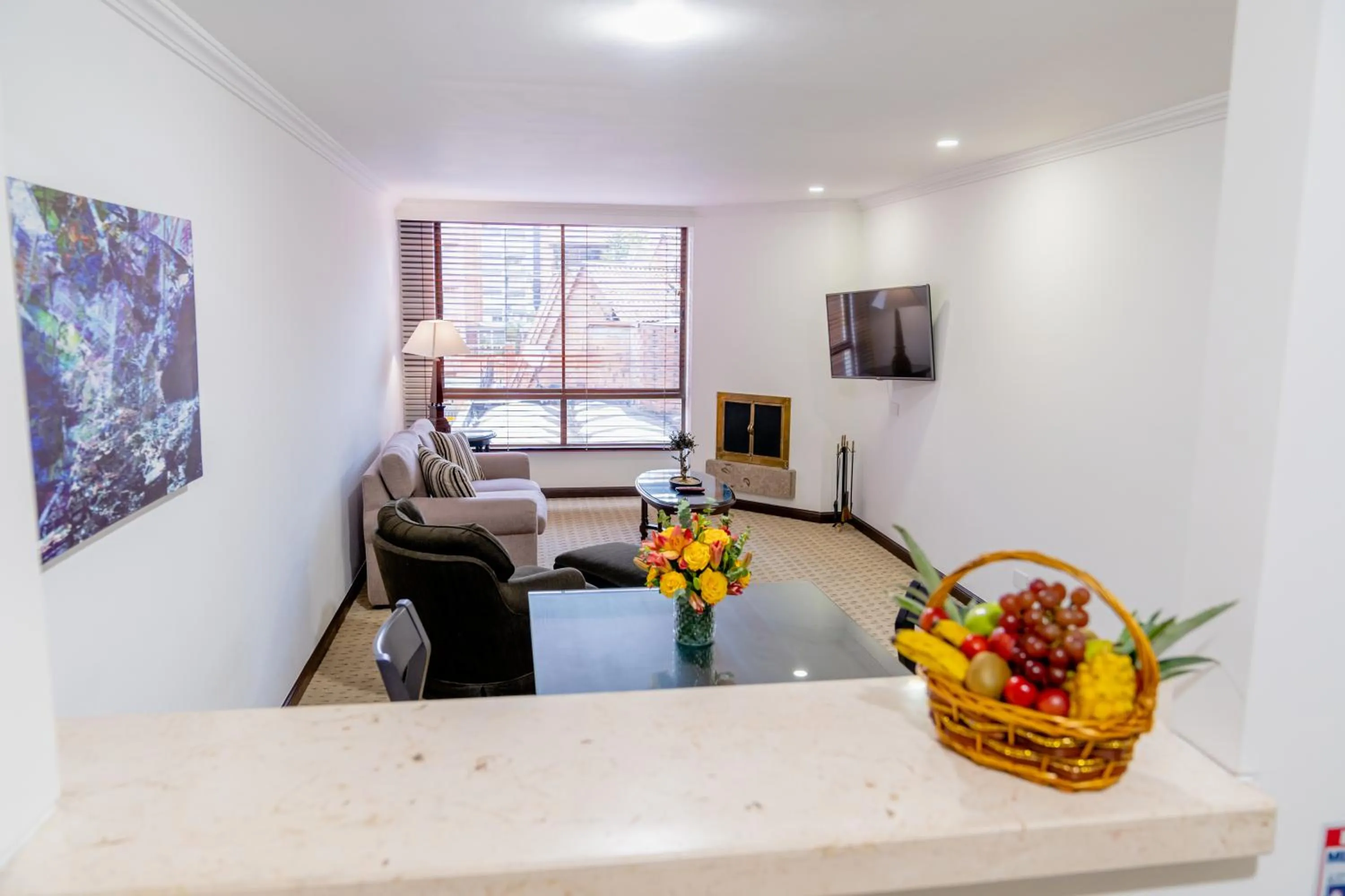 TV and multimedia in Hotel 101 Park House