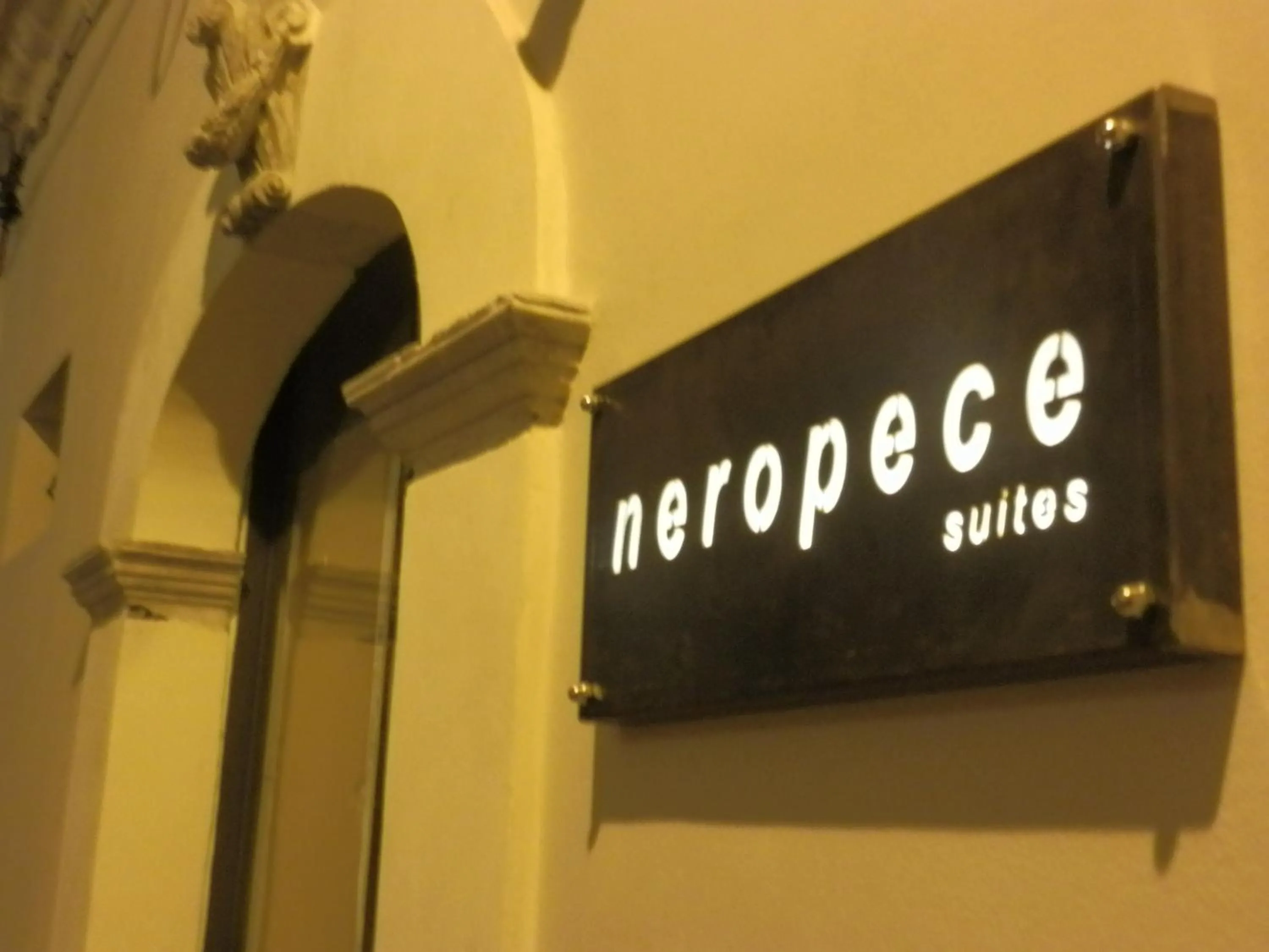 Night in neropece