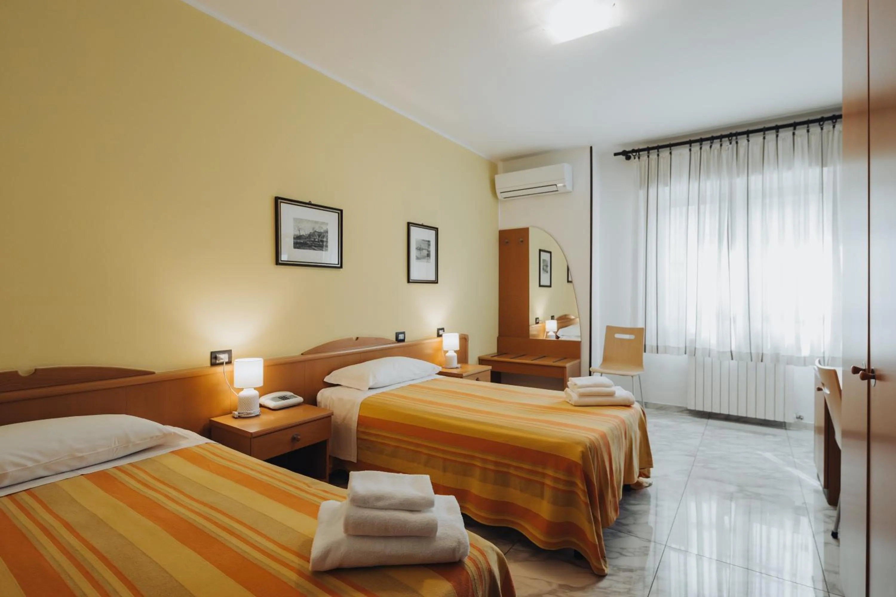 Twin Room - single occupancy in Hotel Passacor - Business & Bike