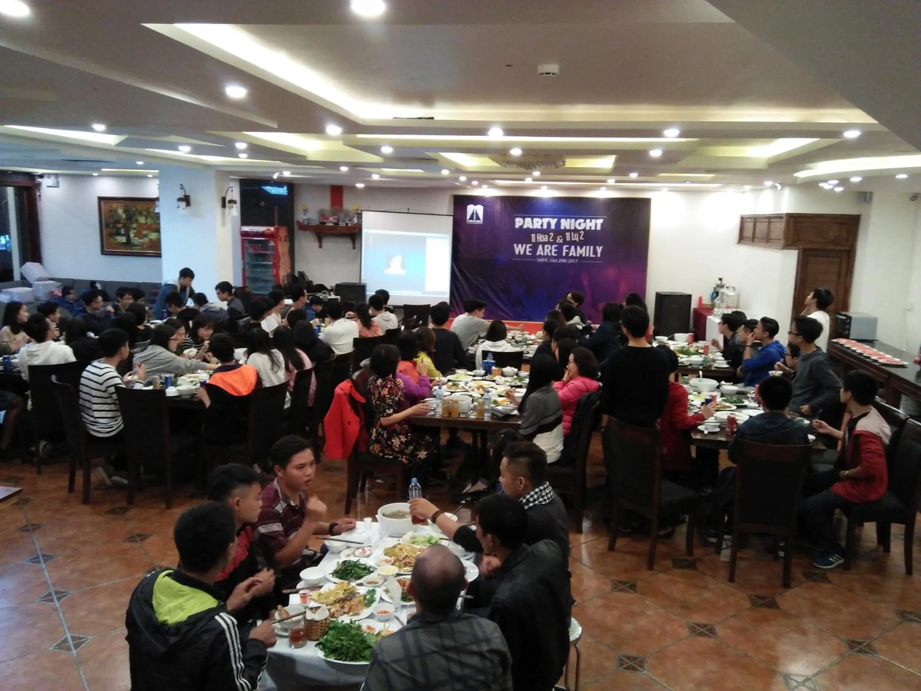 Restaurant/places to eat in Delta Sapa Hotel - Old Quarter Center