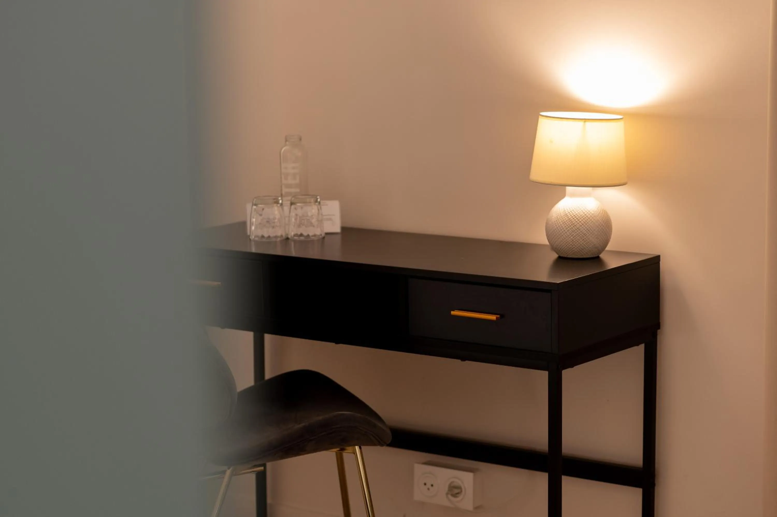 Decorative detail in The Originals Boutique, Hôtel Victoria, Châtelaillon-Plage