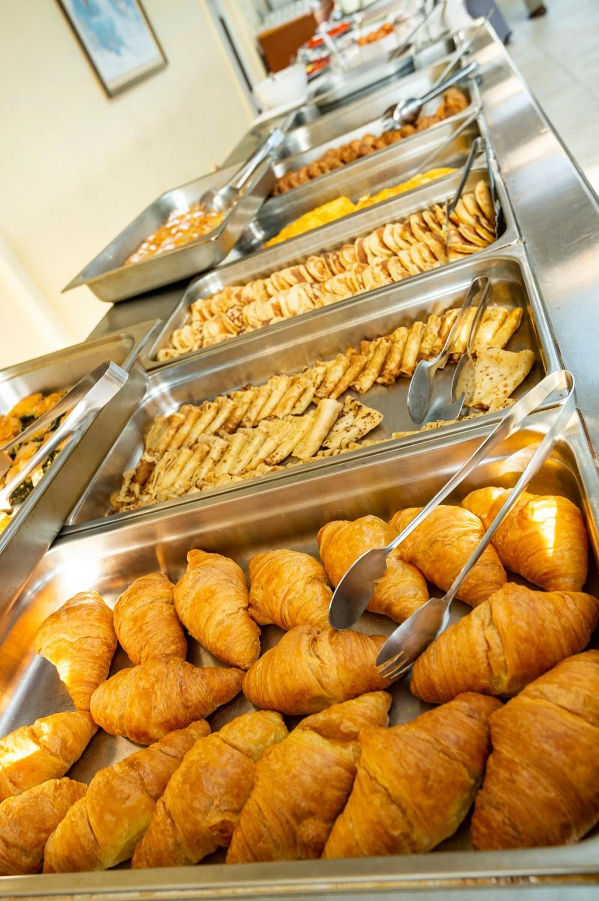 Buffet breakfast in Dolphin Resort & Conference