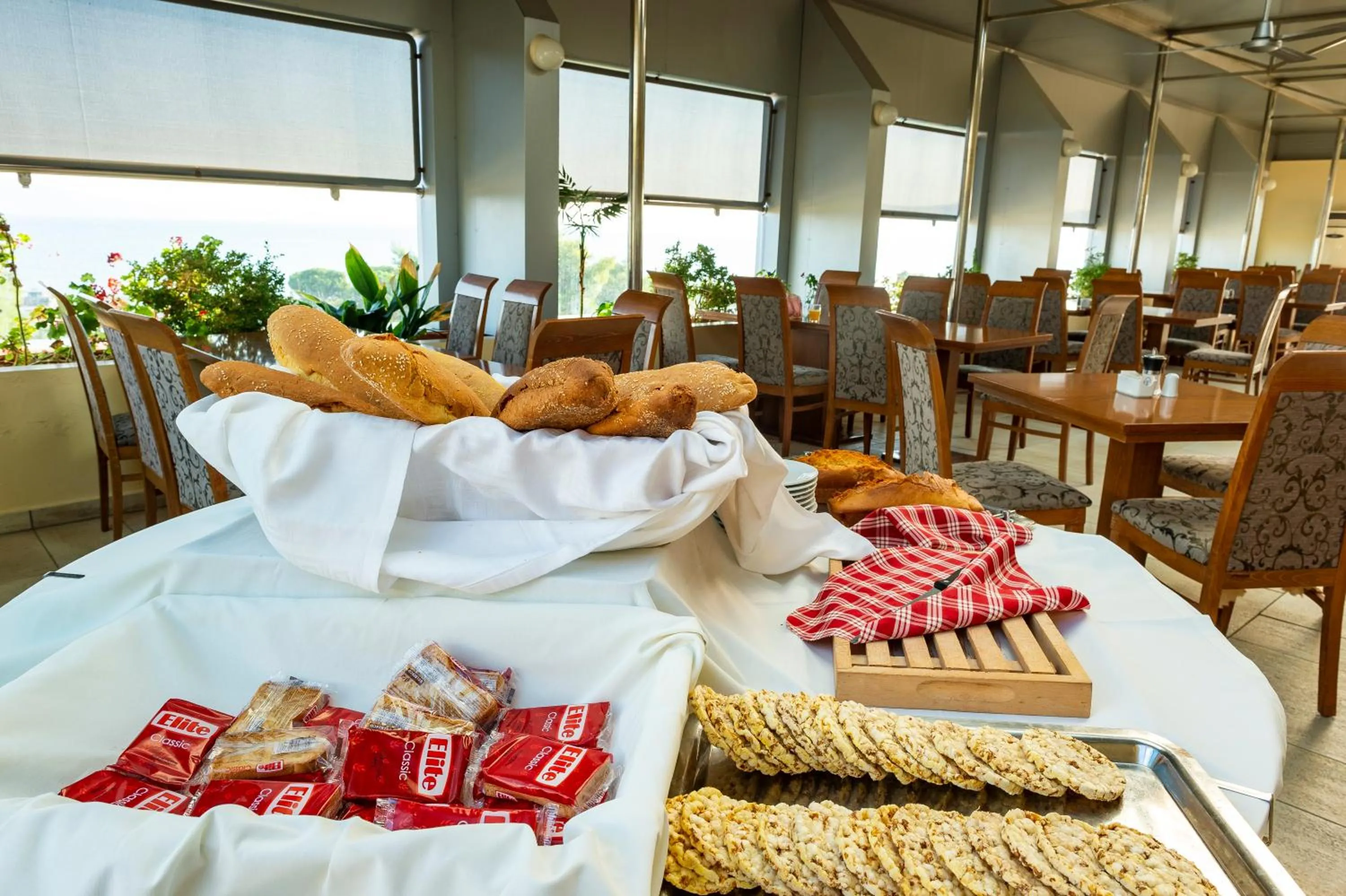 Dolphin Resort & Conference