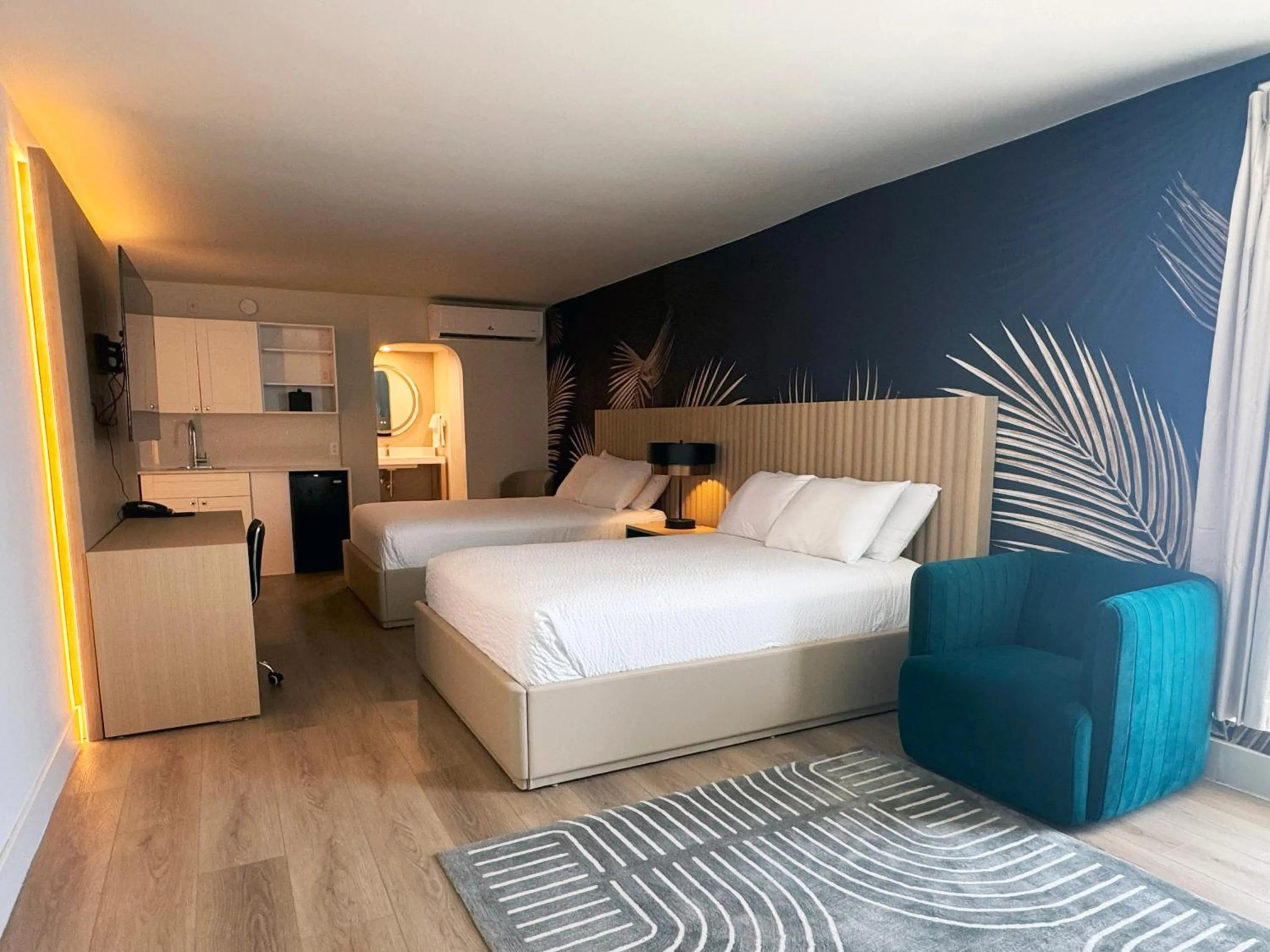 Bed in The Harrison Downtown Hollywood