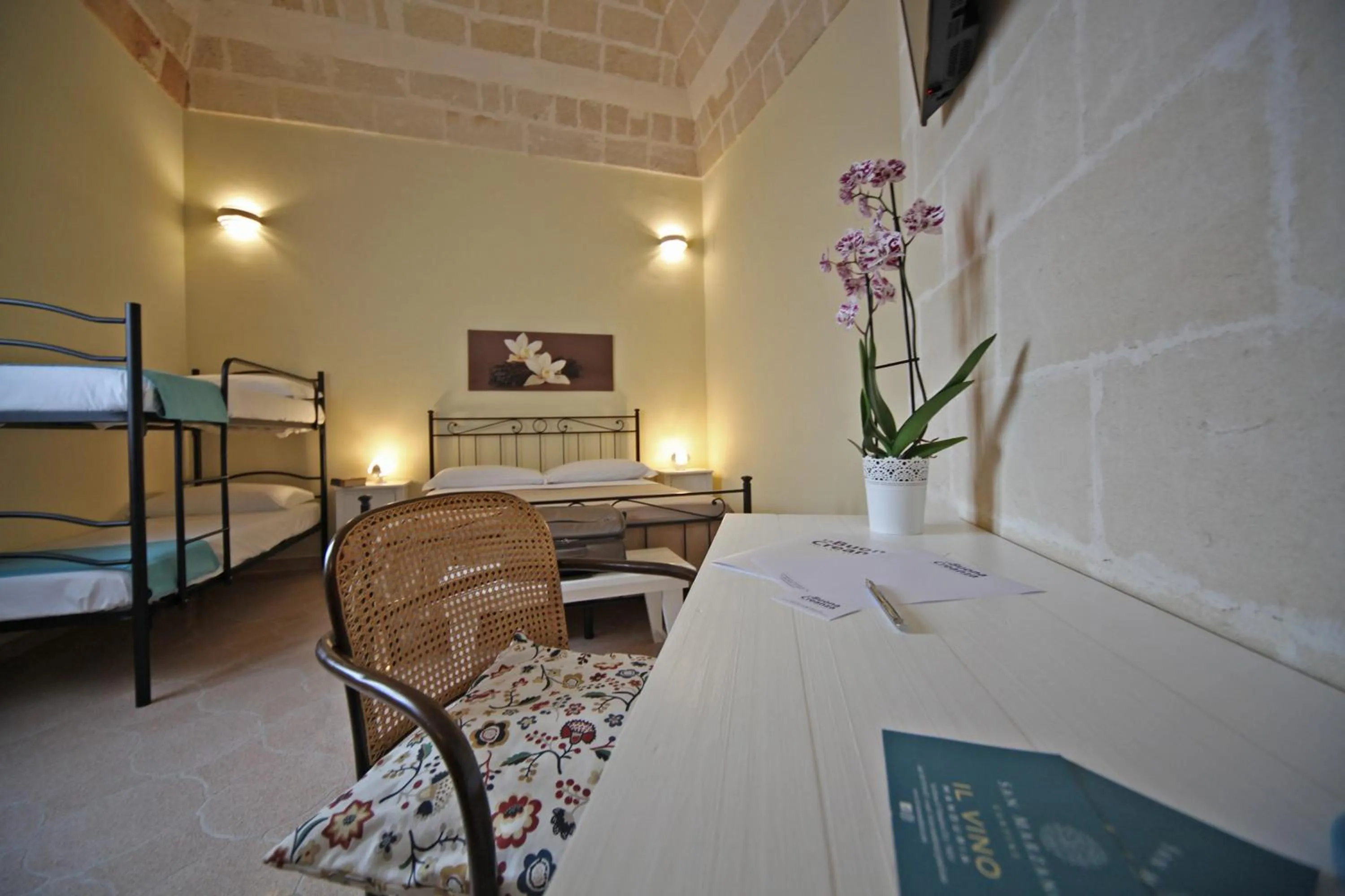 Photo of the whole room, Bed in La Buona Creanza by Jdvacanze