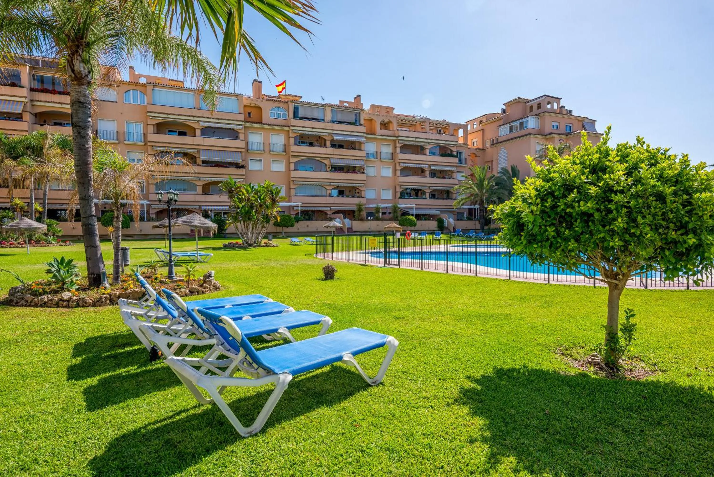 Garden in iloftmalaga Ático Playa de los Álamos