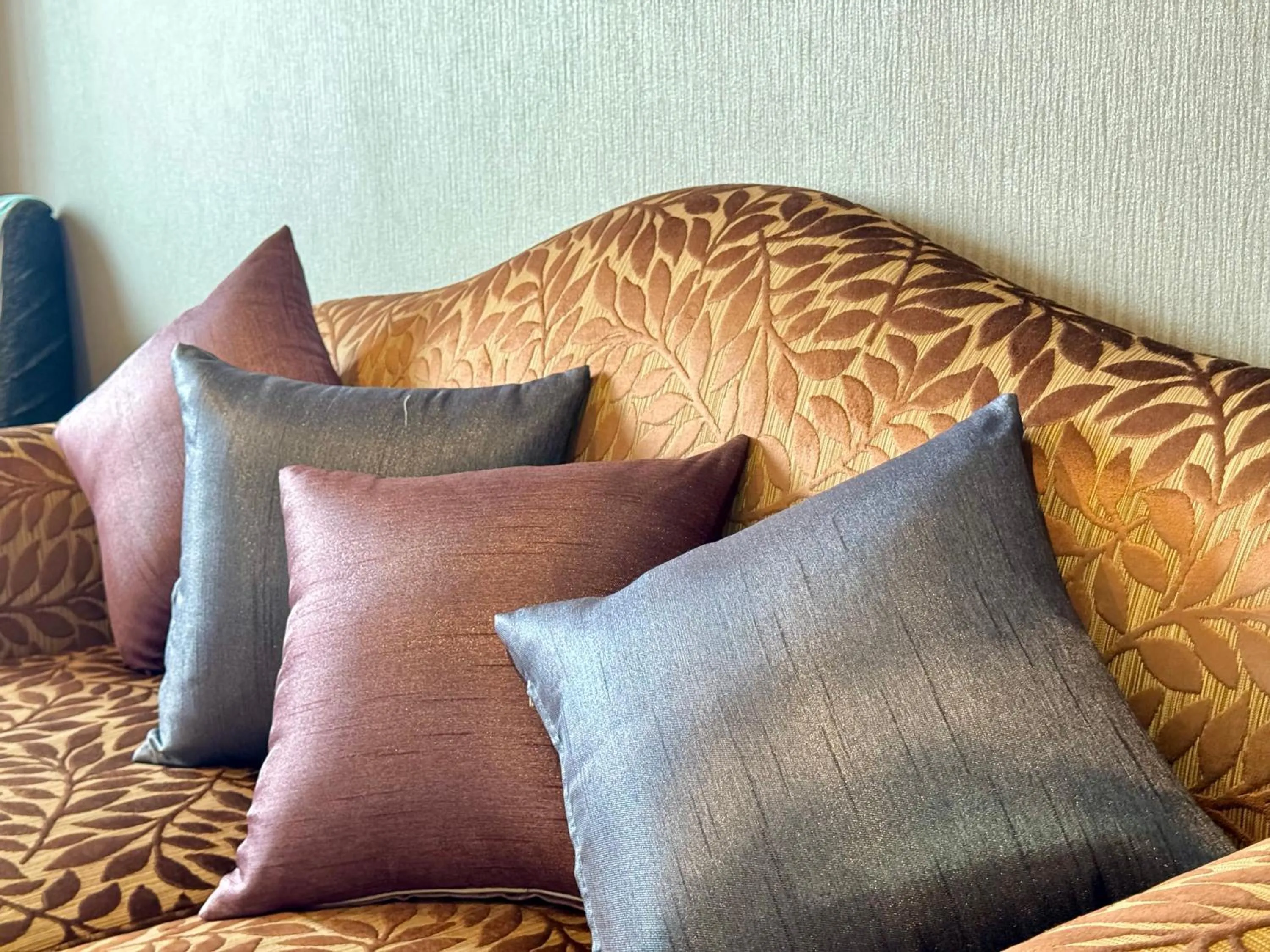 Seating area in Mercure Sapporo