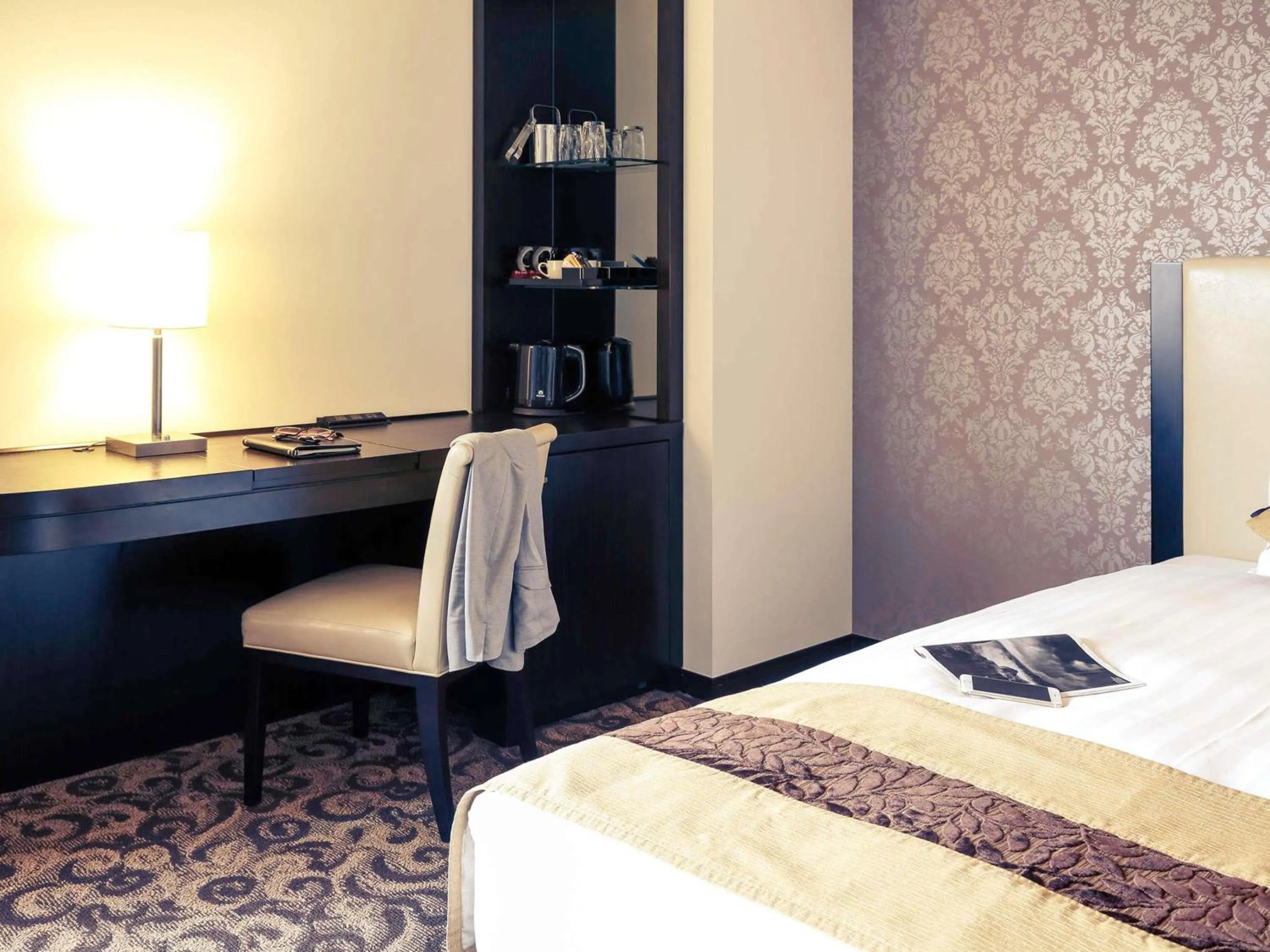 Bedroom, Bed in Mercure Sapporo