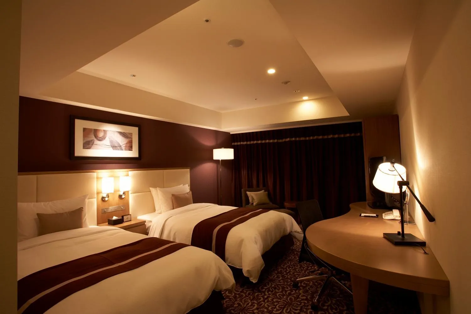 Photo of the whole room, Bed in Hotel Ryumeikan Tokyo