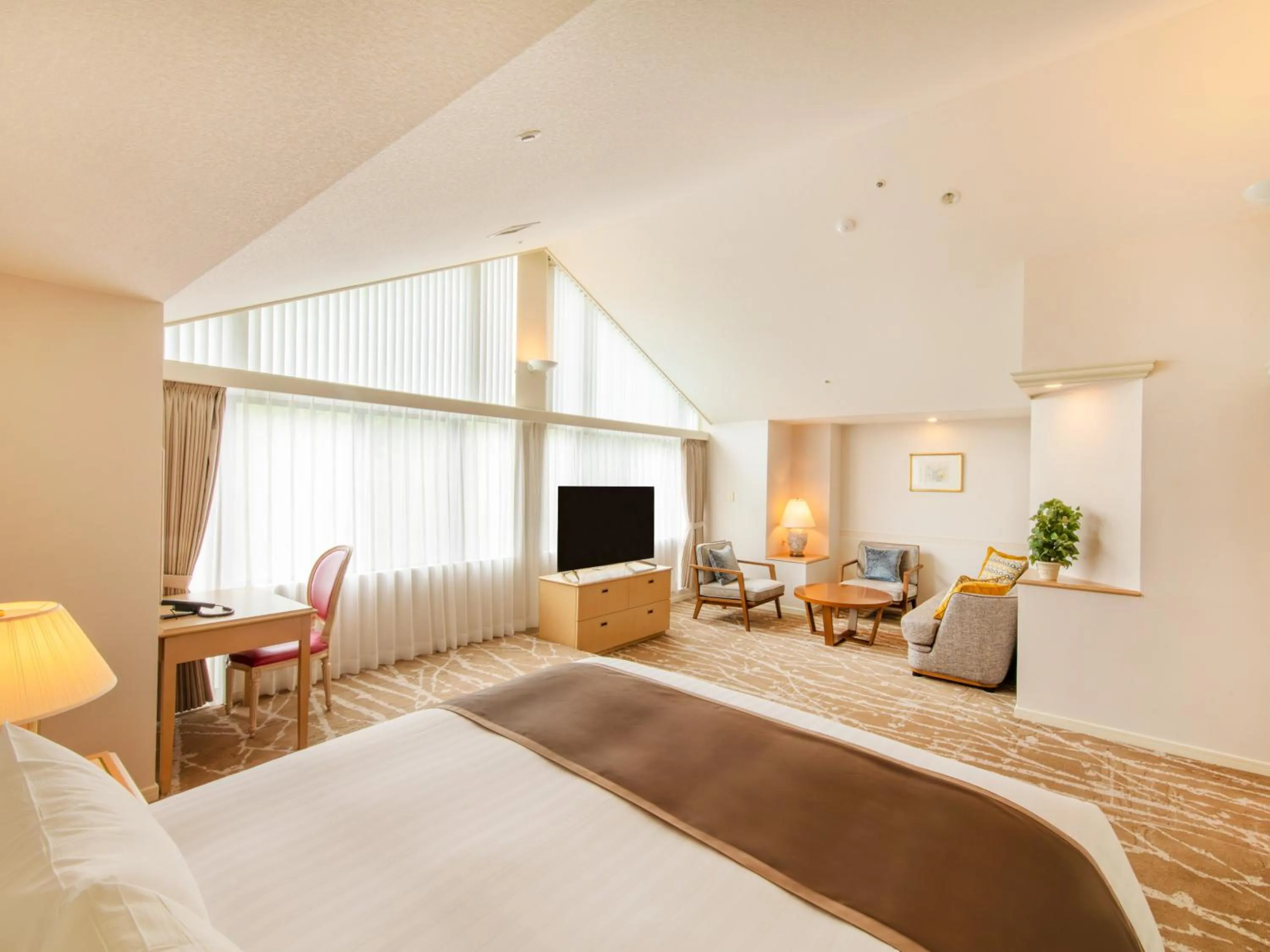 Junior Suite Mountain Side for 4 people Non - Smoking in Rusutsu Resort Hotel & Convention