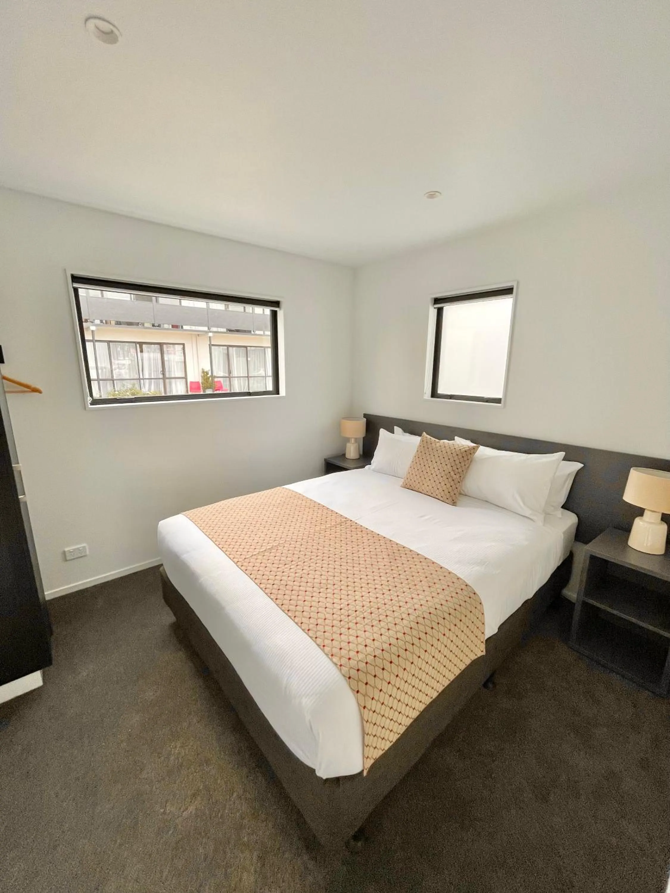 Bedroom, Bed in Carnmore Hagley Park