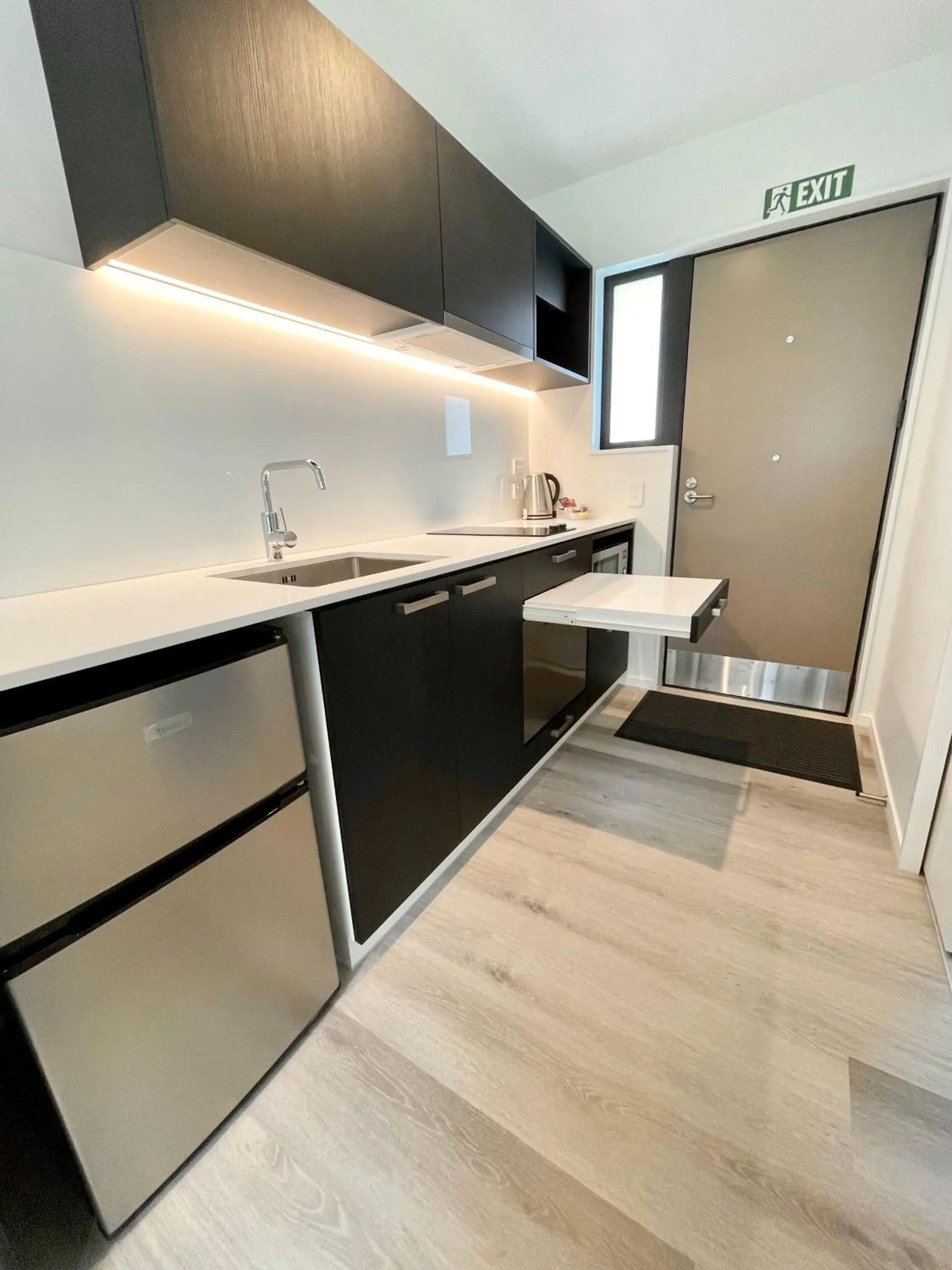 Kitchen or kitchenette in Carnmore Hagley Park