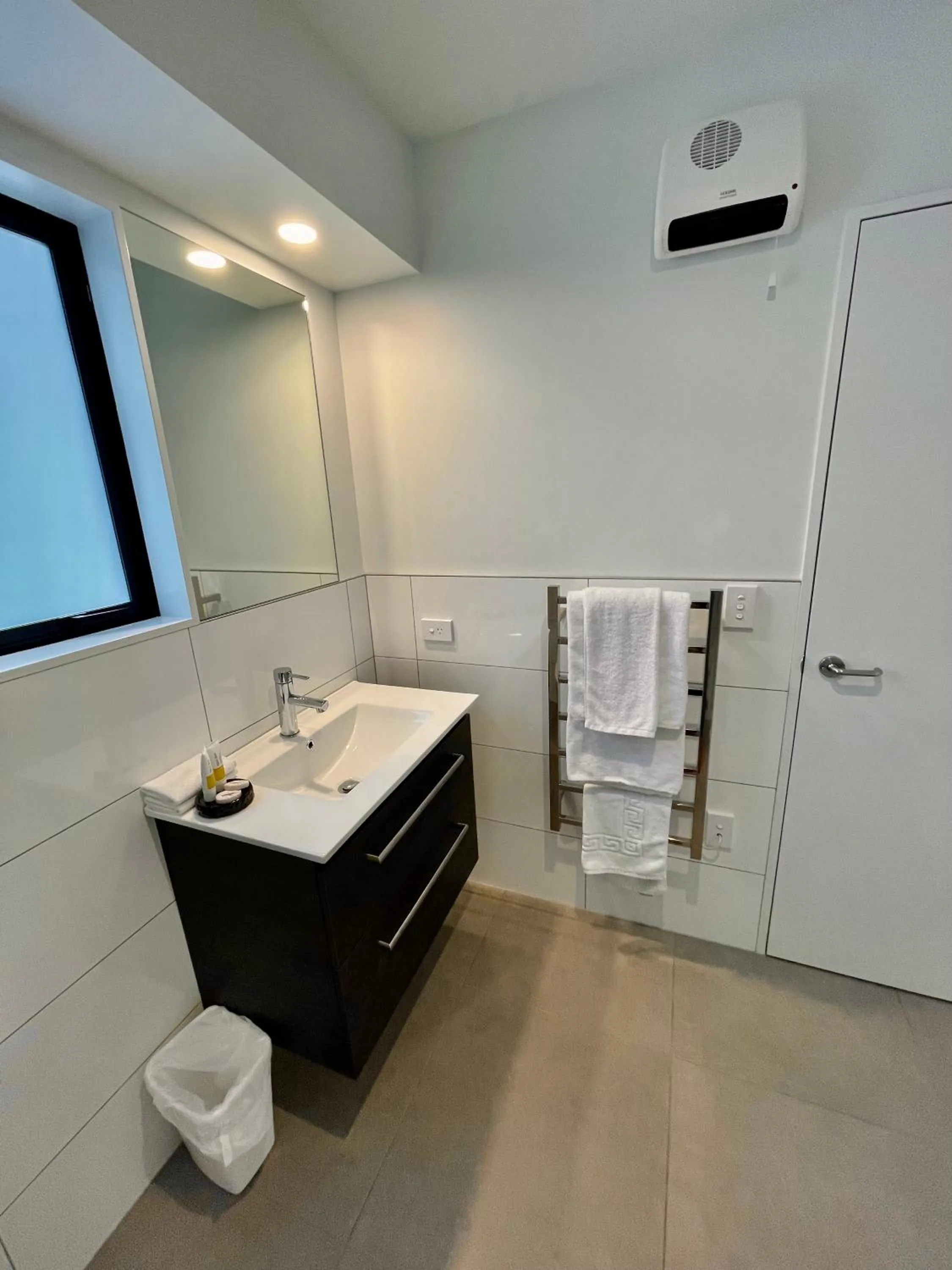 Bathroom in Carnmore Hagley Park