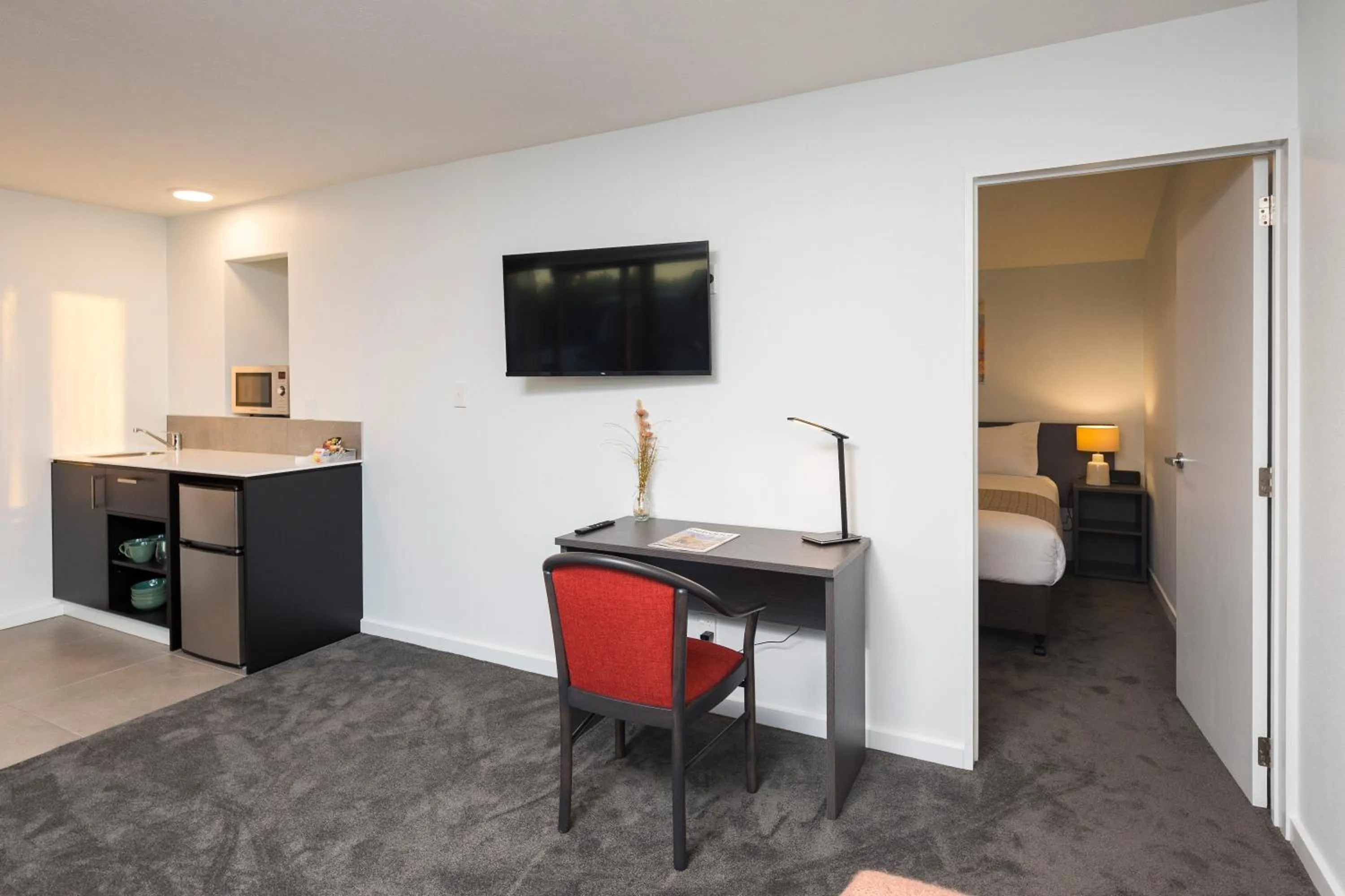 Living room, Bed in Carnmore Hagley Park