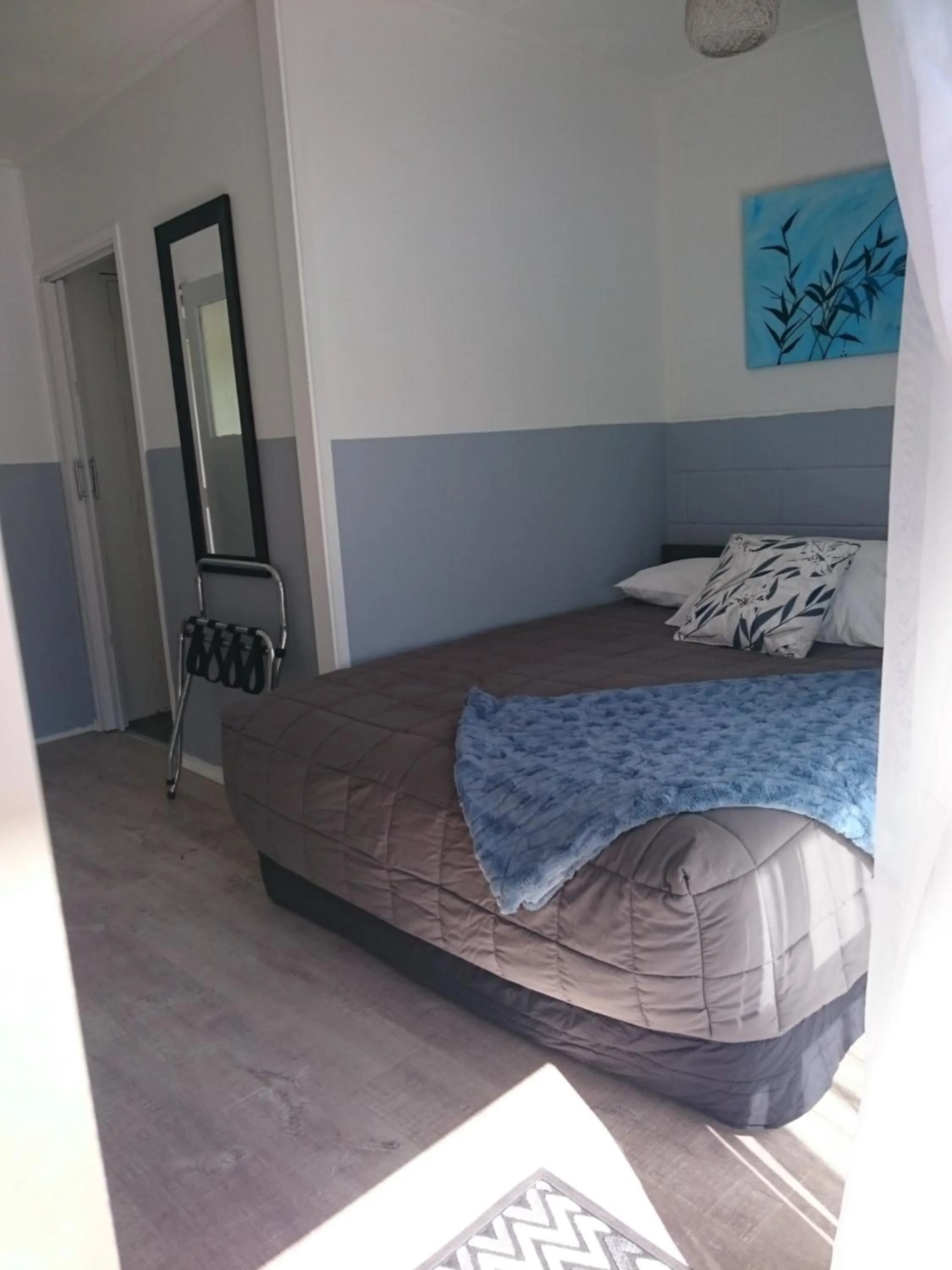 Bed in Aarangi Tui Motel