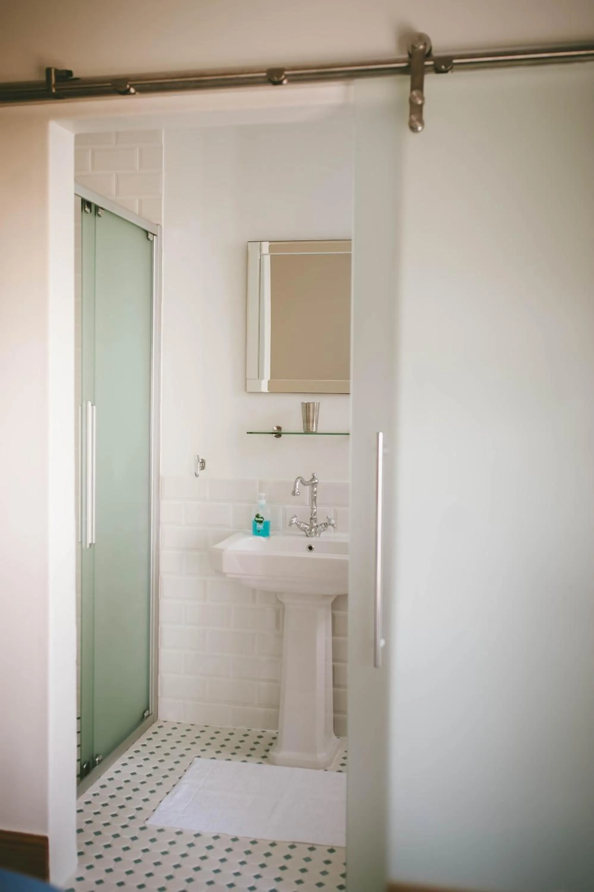 Bathroom in The Victorian Goose