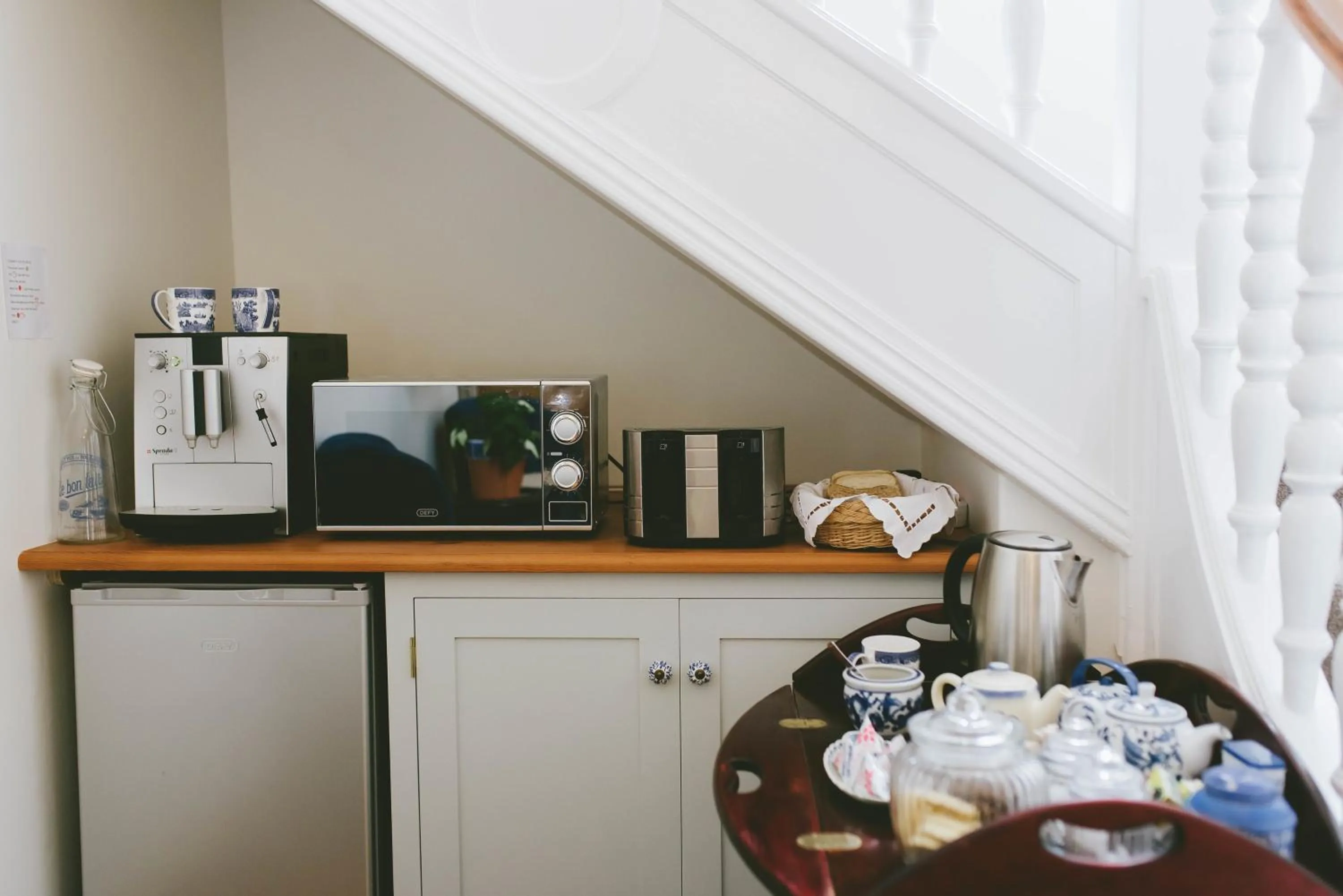 Communal lounge/ TV room in The Victorian Goose