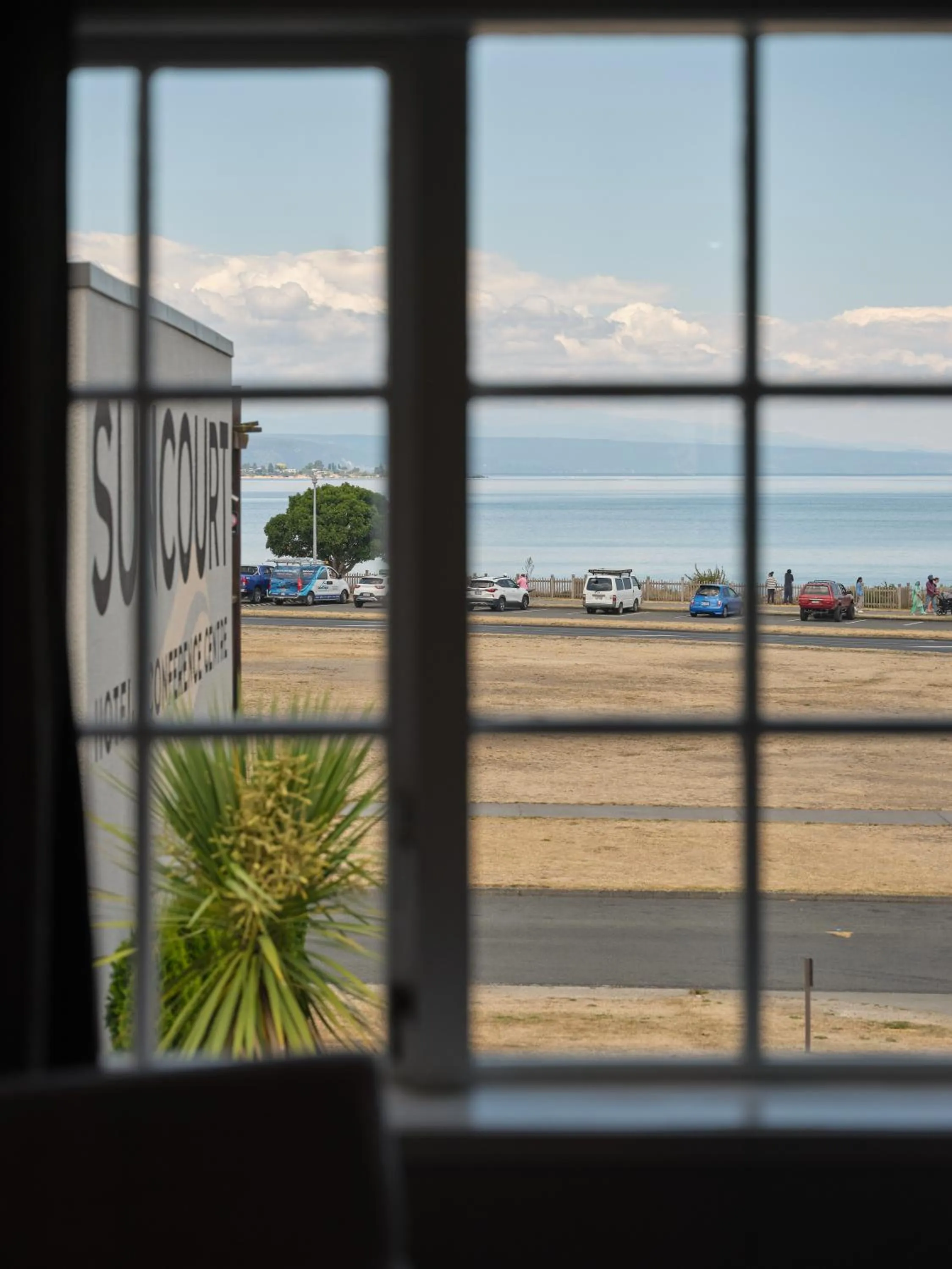 Suncourt Hotel & Conference Centre