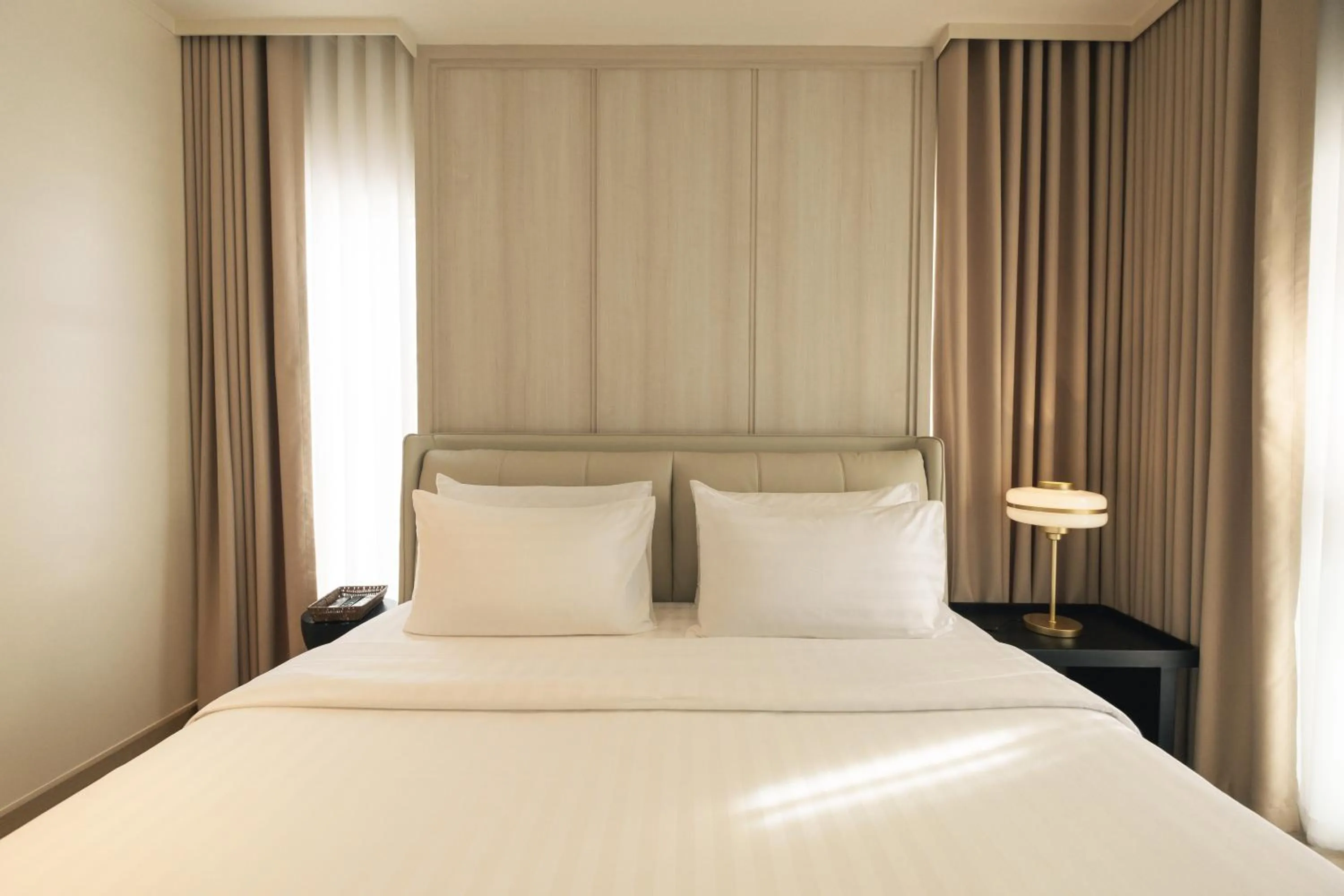 Bedroom, Bed in The 3sis Hotel