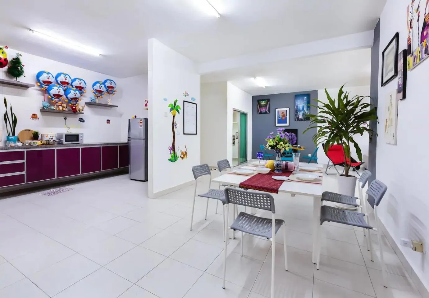 Dining area in Homestay@AEON Desa Tebrau